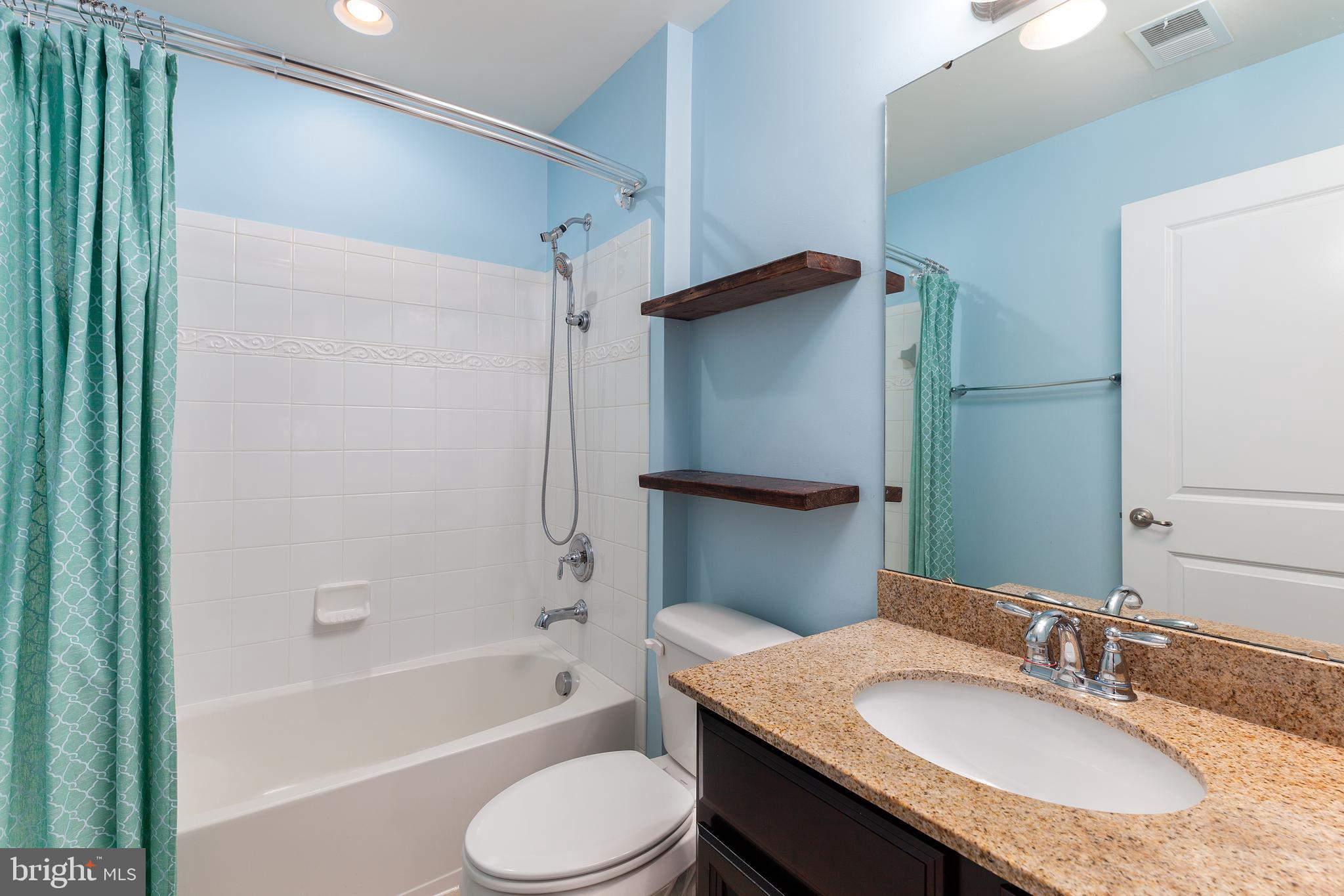 SEVEN HILLS - Residential