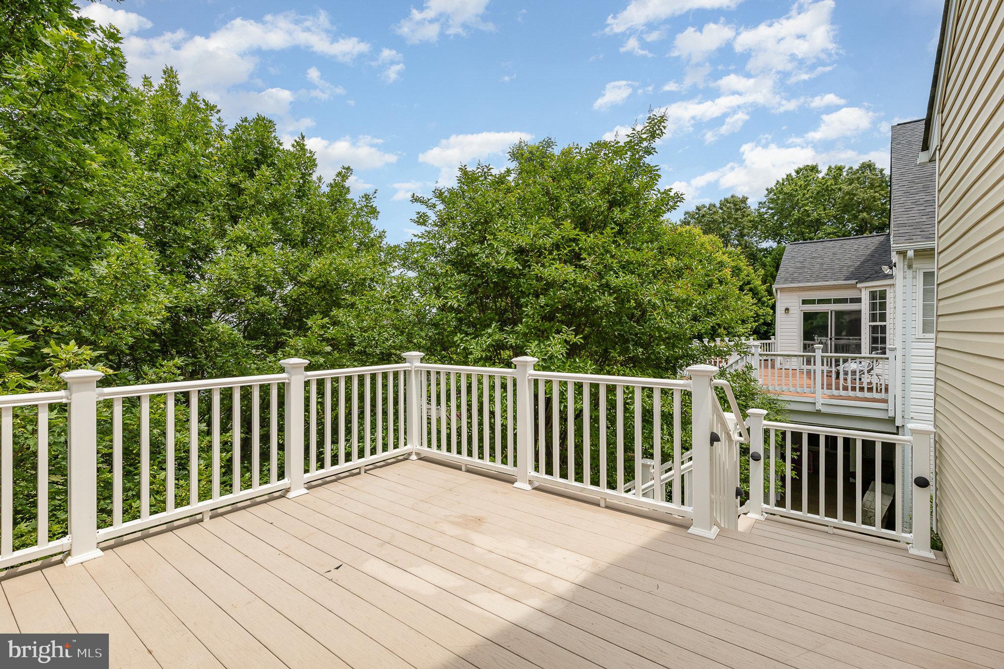 FOUR SEASONS IN HISTORIC VIRGINIA - Residential