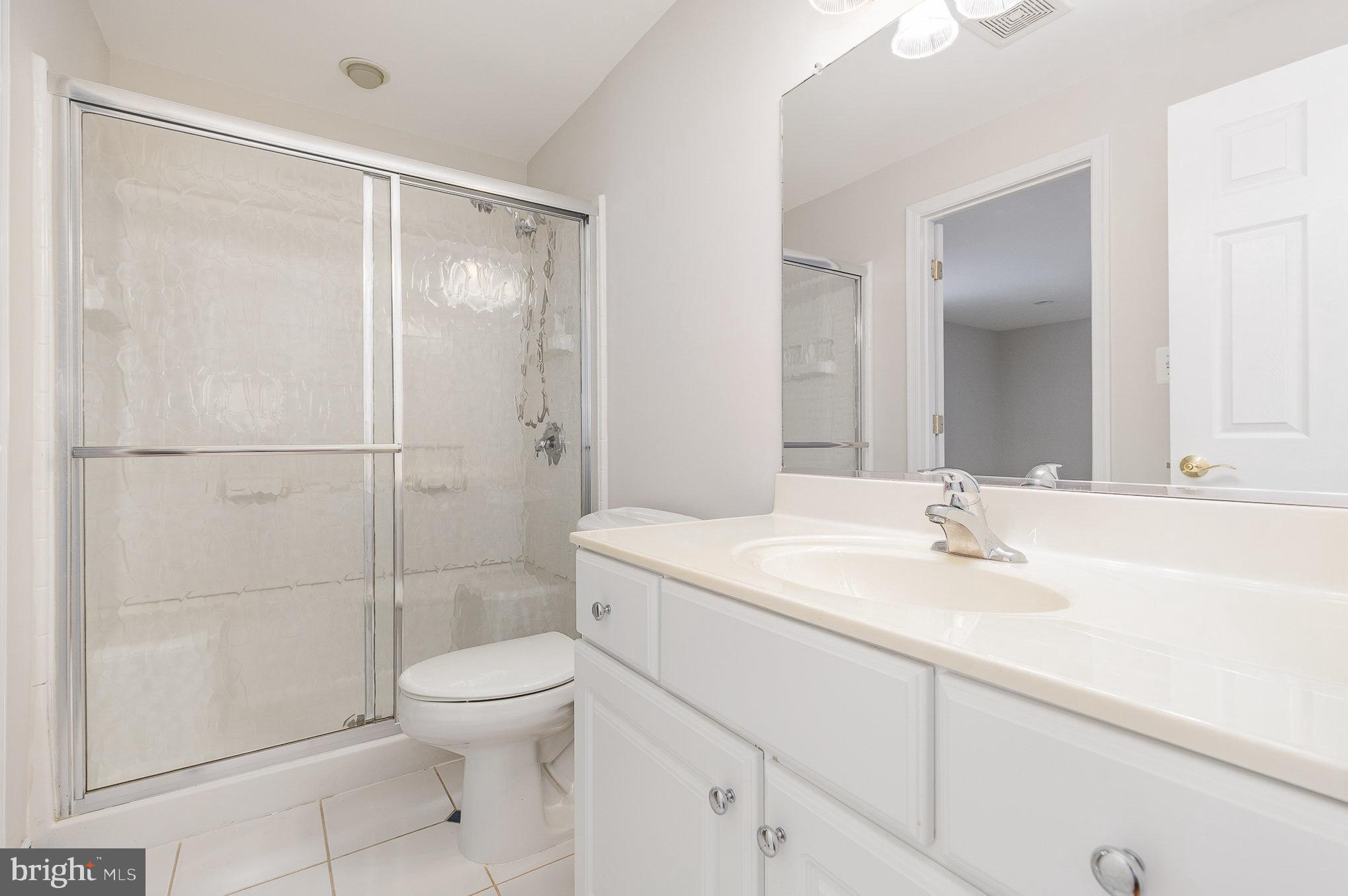 FOUR SEASONS IN HISTORIC VIRGINIA - Residential