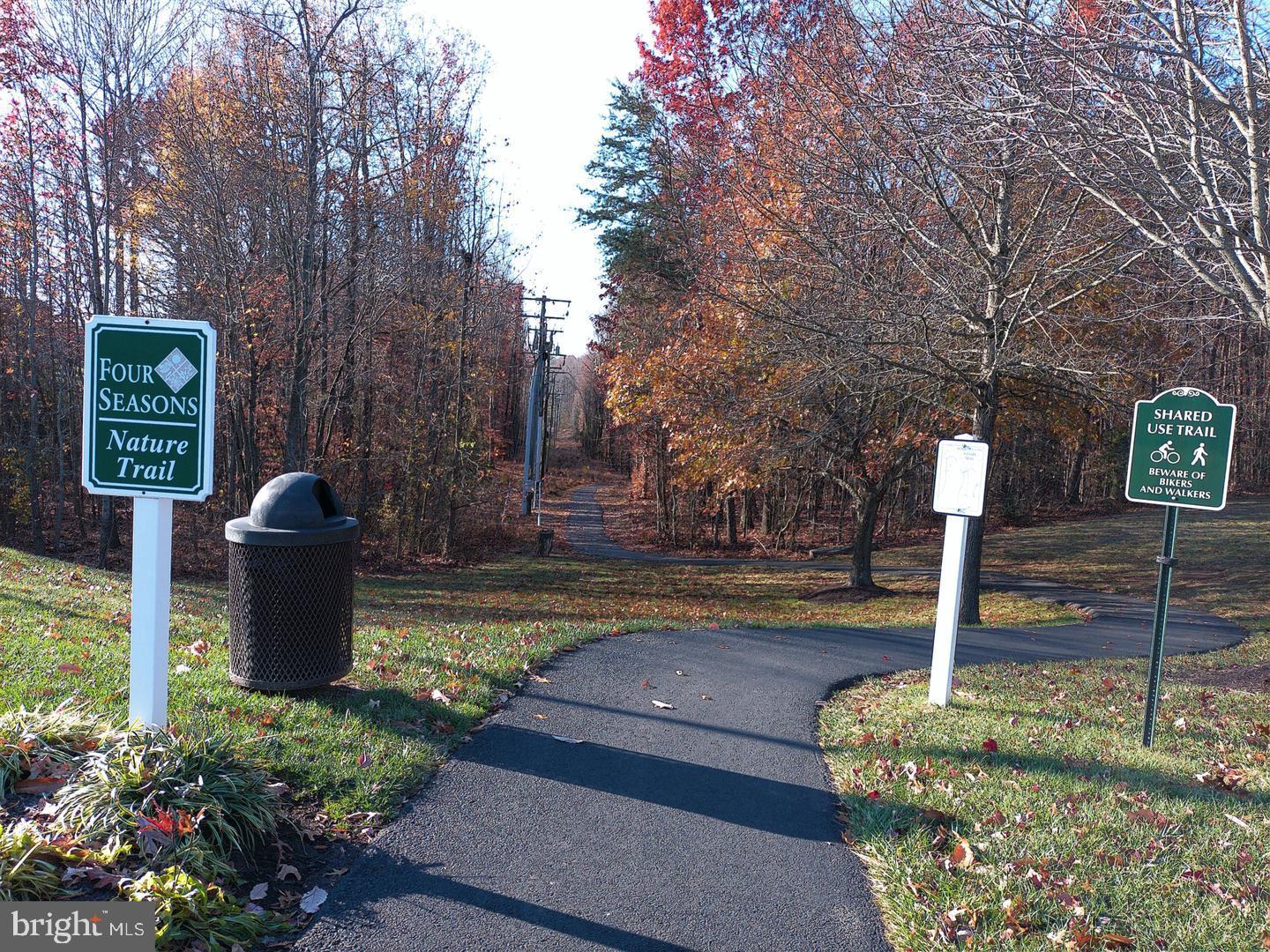 FOUR SEASONS IN HISTORIC VIRGINIA - Residential
