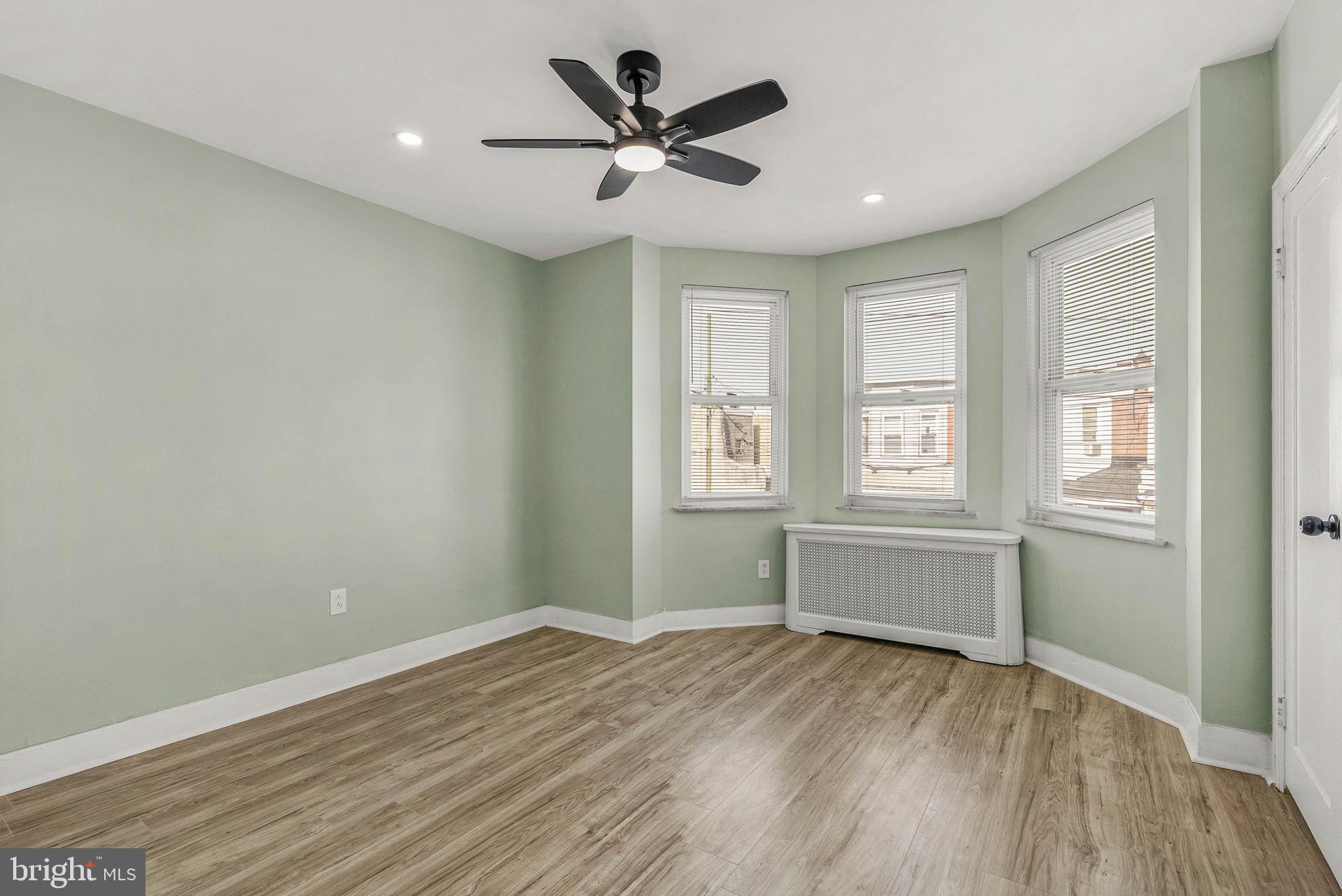 POINT BREEZE - Residential