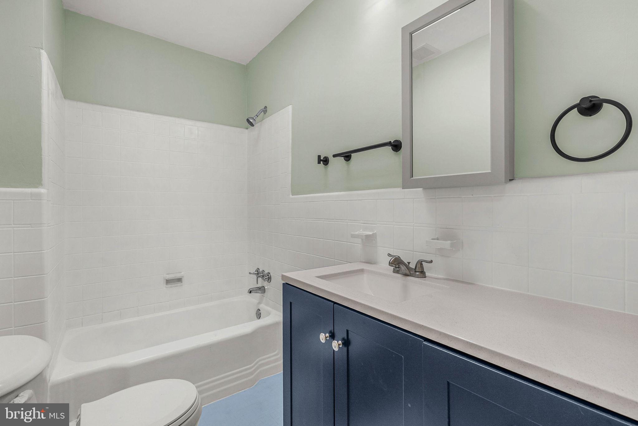 POINT BREEZE - Residential