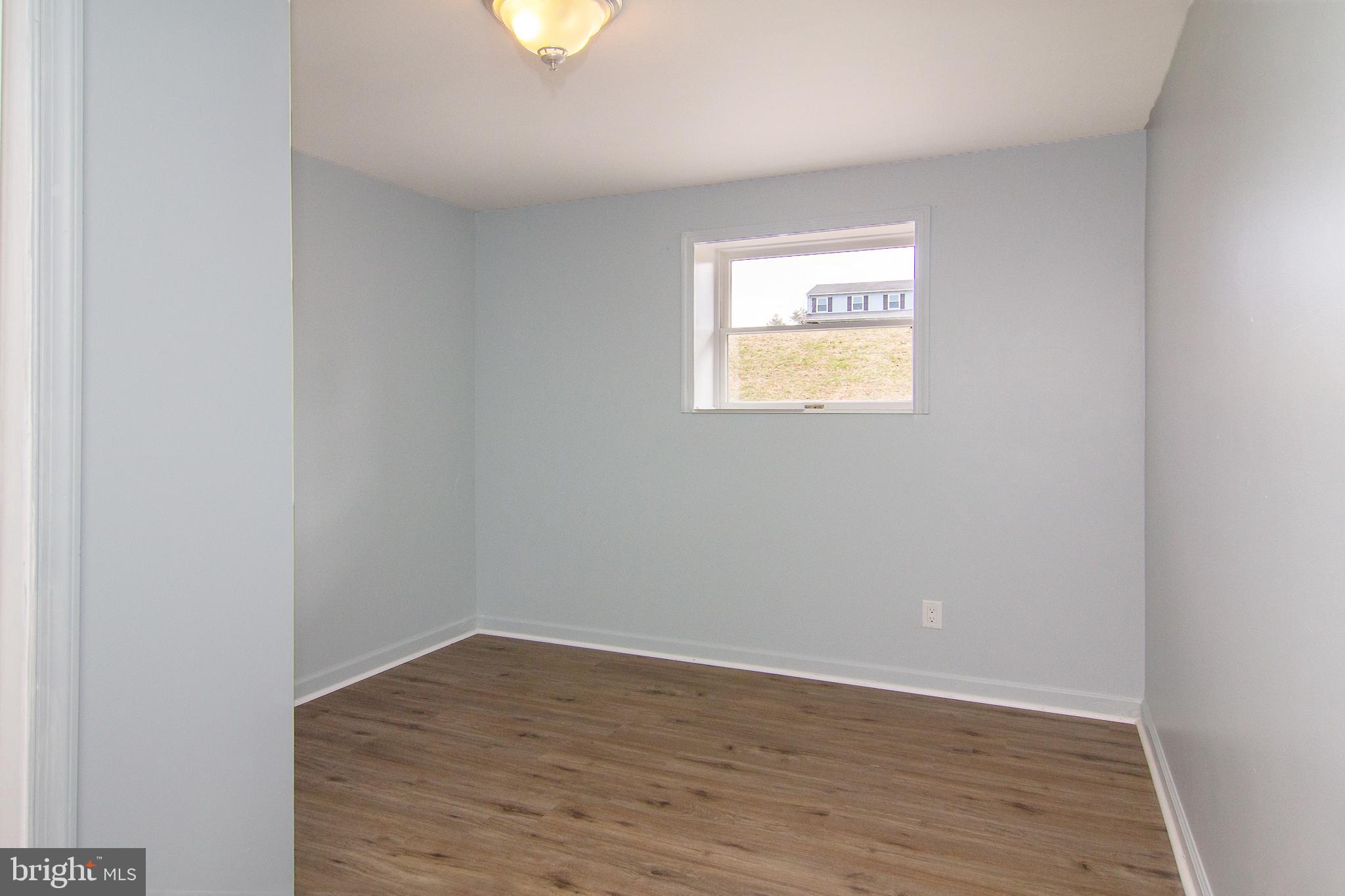 WALNUT RIDGE - Residential