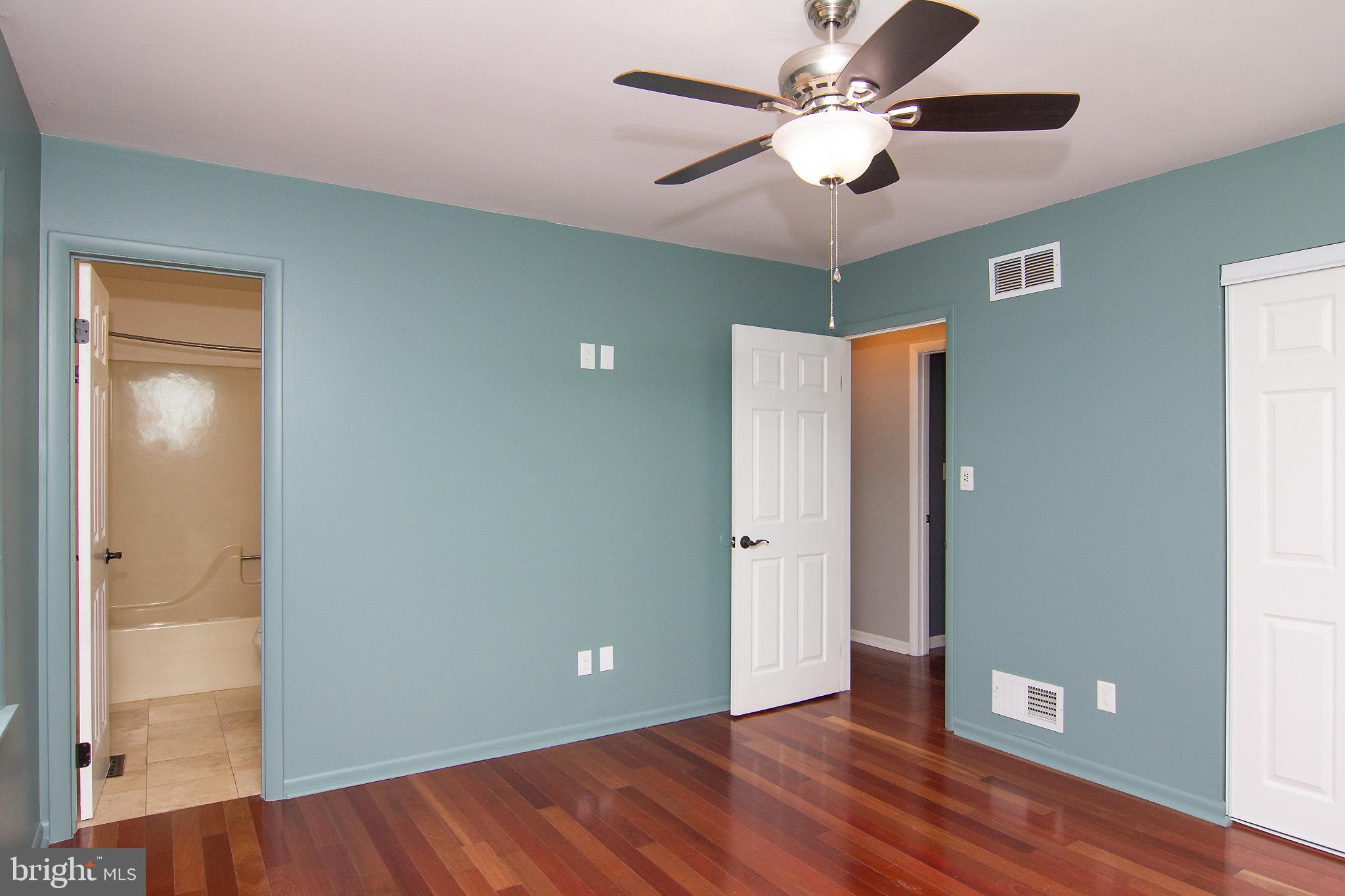 WALNUT RIDGE - Residential