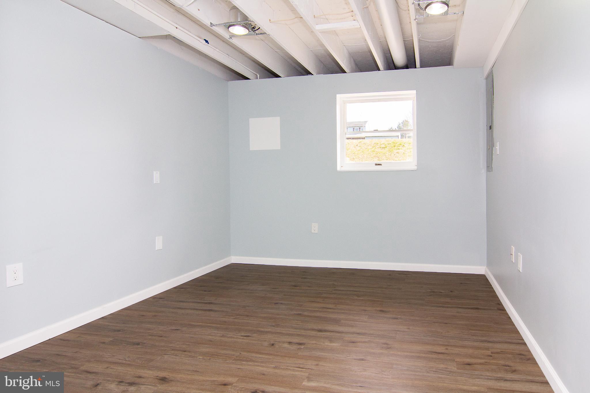 WALNUT RIDGE - Residential