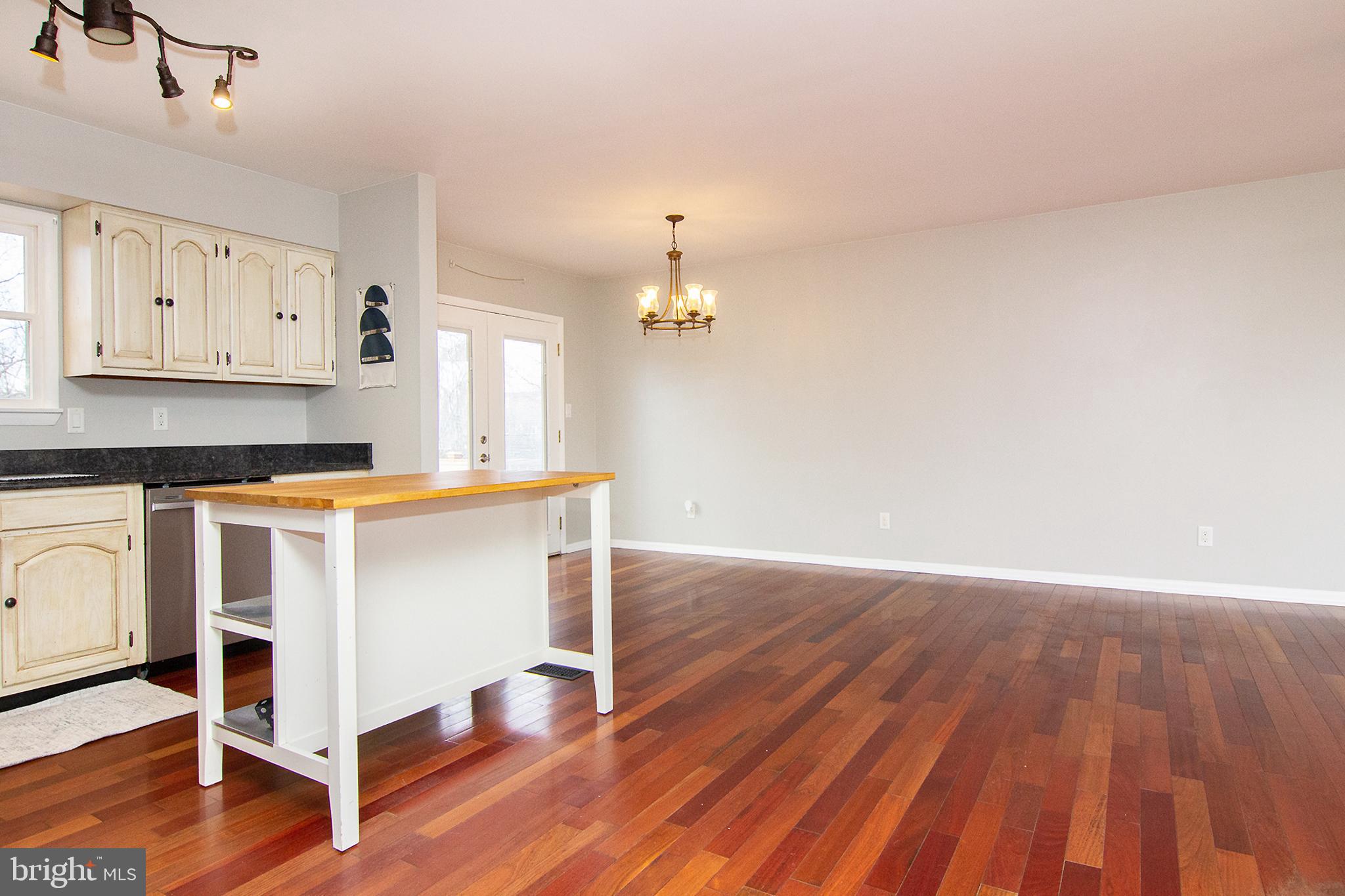 WALNUT RIDGE - Residential