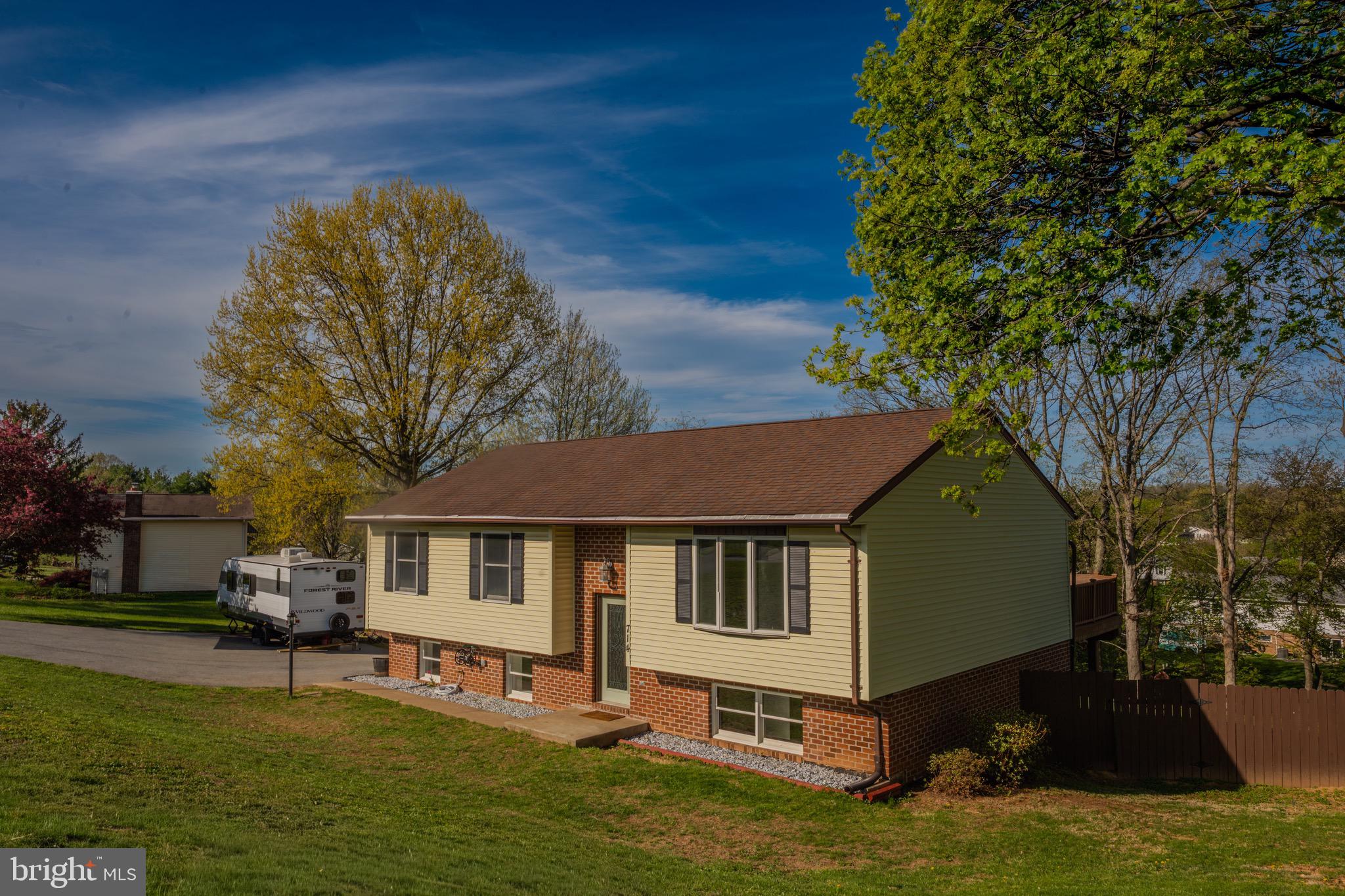 WALNUT RIDGE - Residential