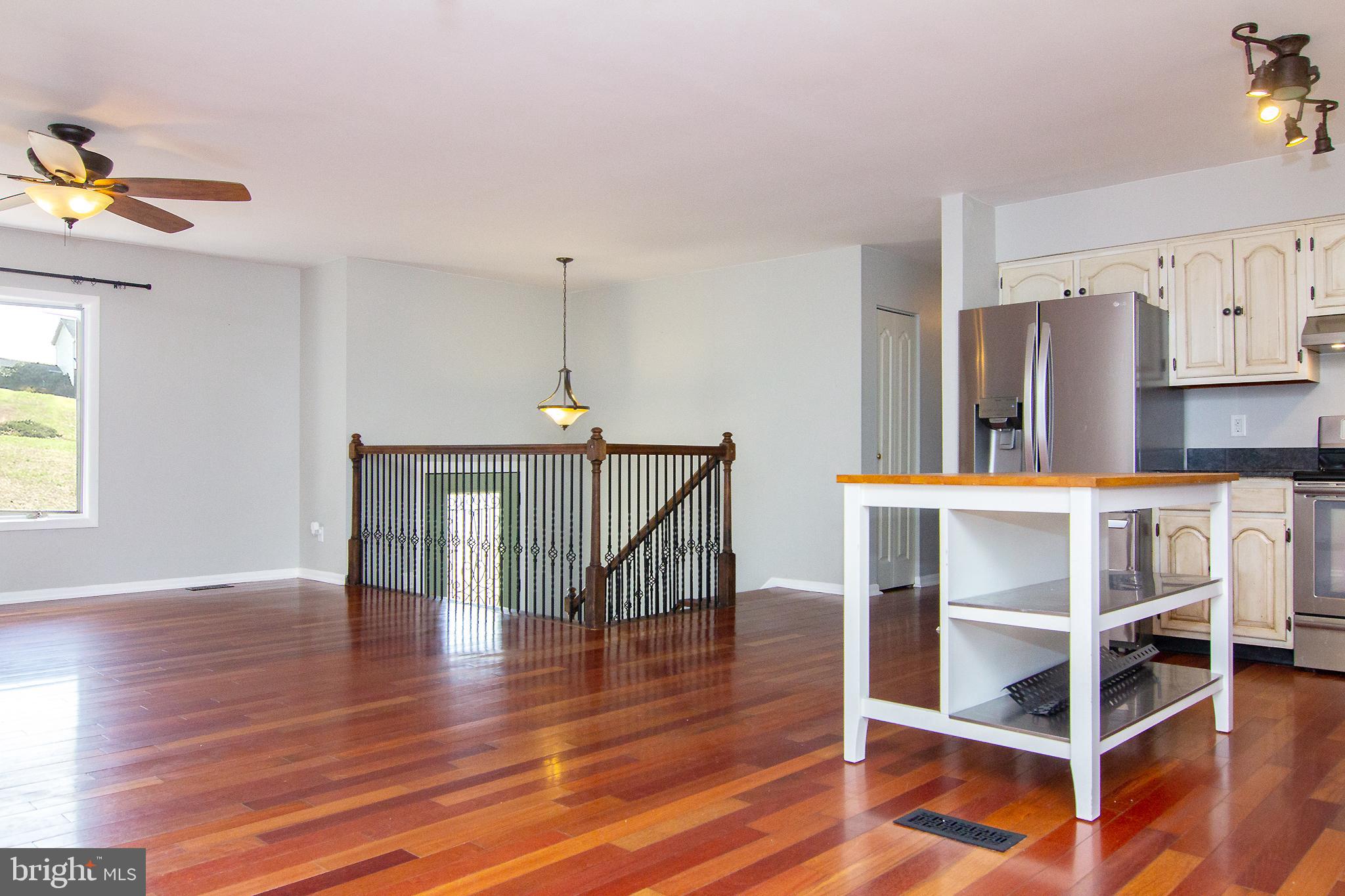 WALNUT RIDGE - Residential