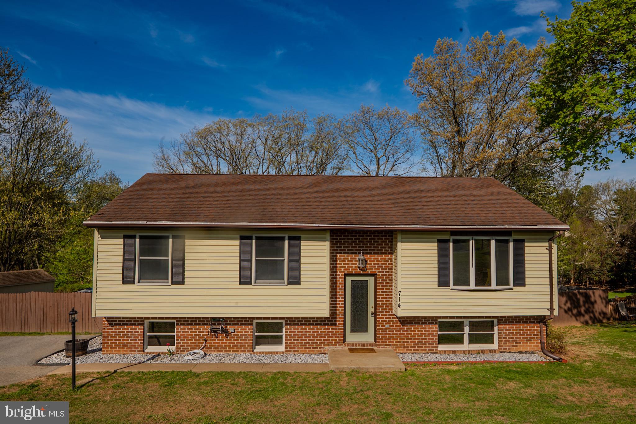 WALNUT RIDGE - Residential