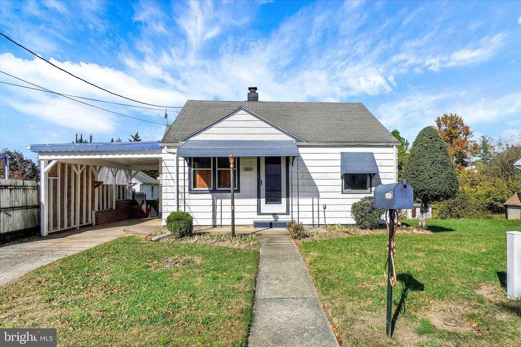 Photo of 2441 Marion Street, YORK, PA 17408 (MLS # PAYK2092596)