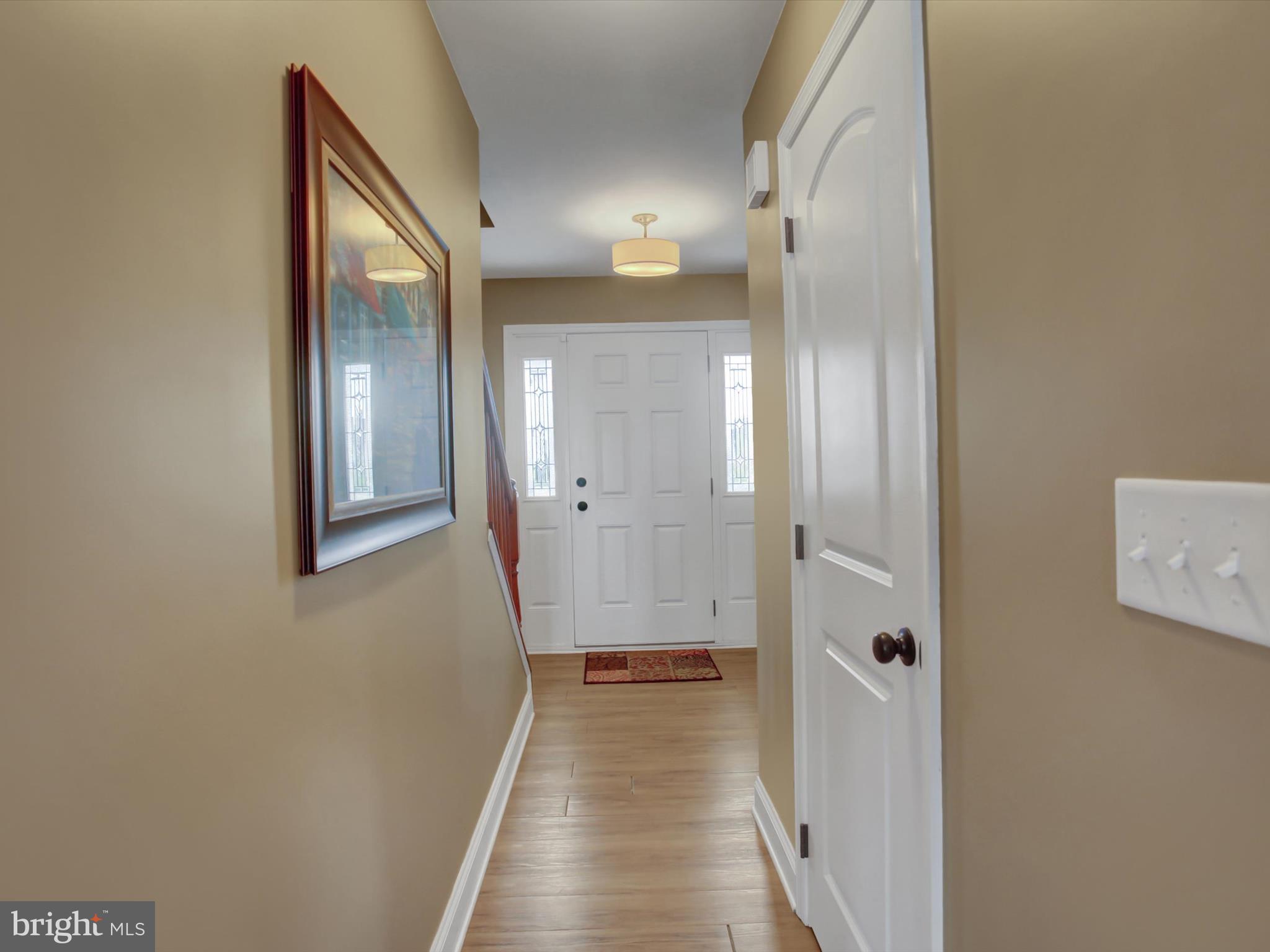 ROLLING HILLS - Residential