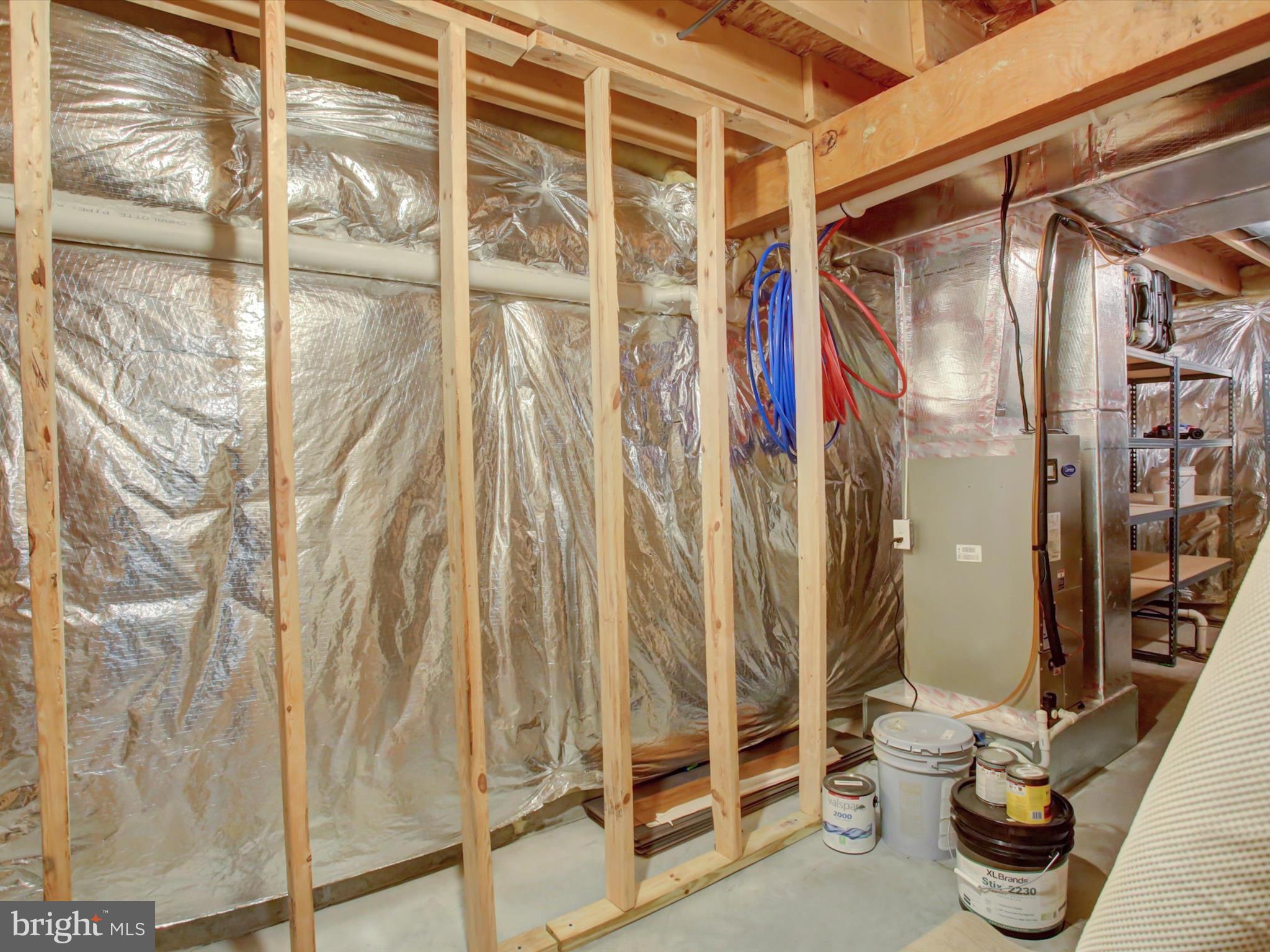 ROLLING HILLS - Residential