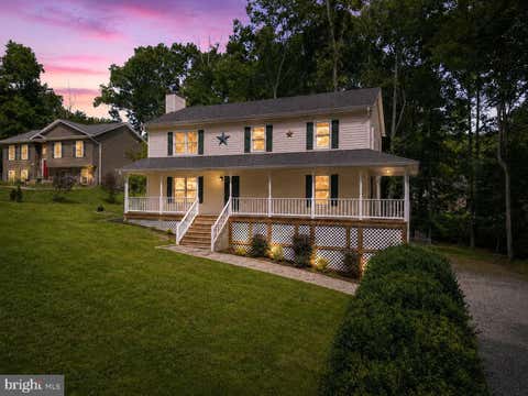 Homes For Sale - 408 Land Or Drive<br/> RUTHER GLEN, VA 22546