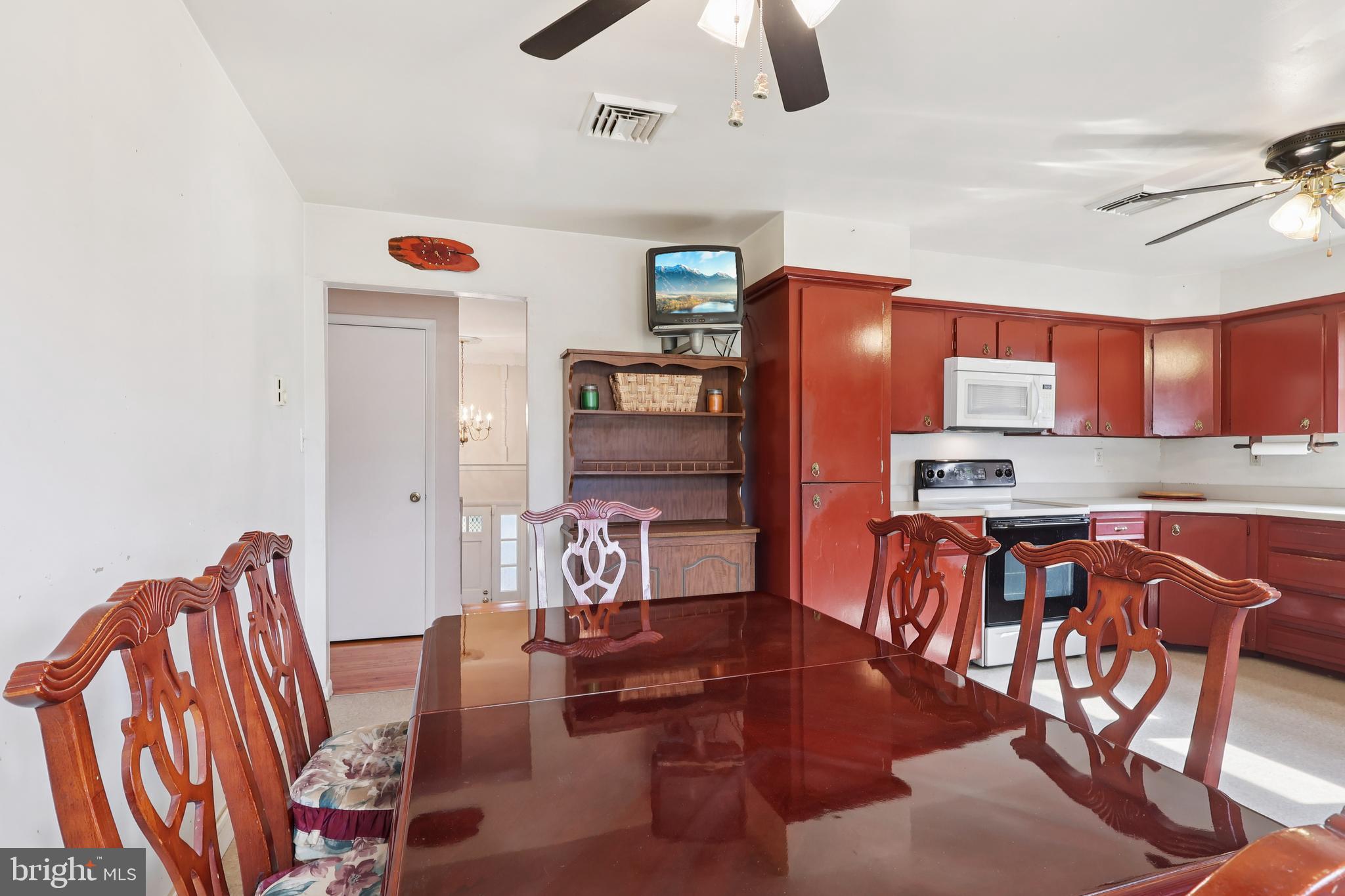 MILLVILLE - Residential