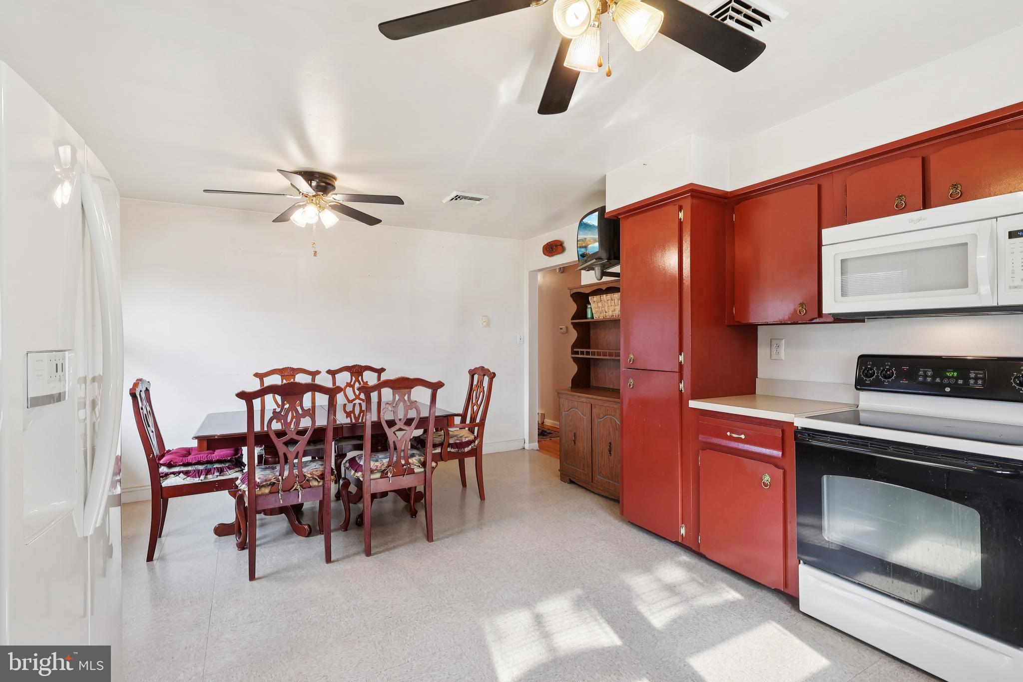 MILLVILLE - Residential