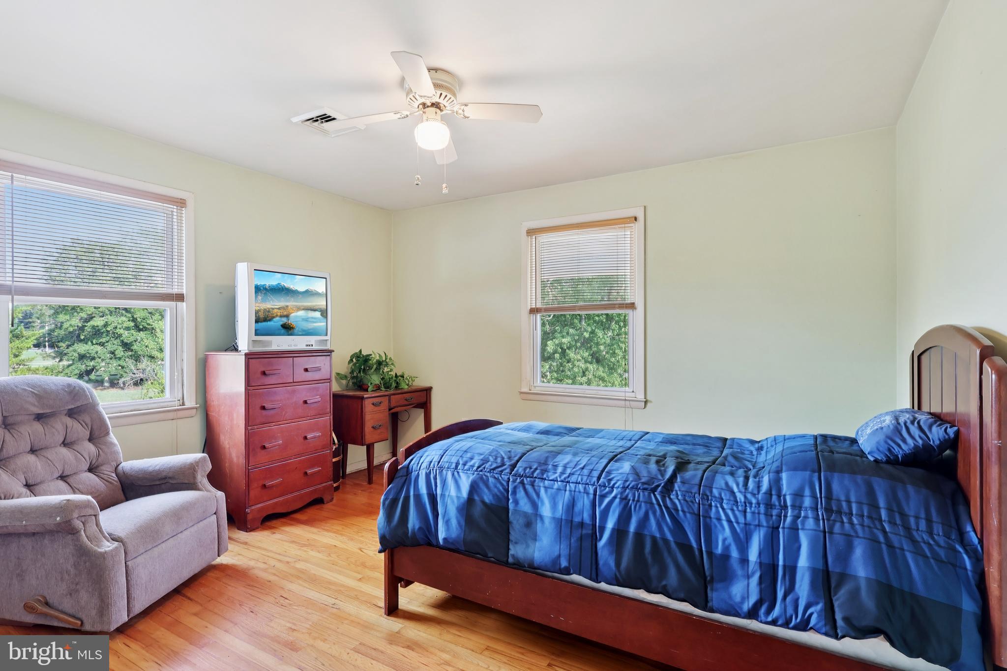 MILLVILLE - Residential