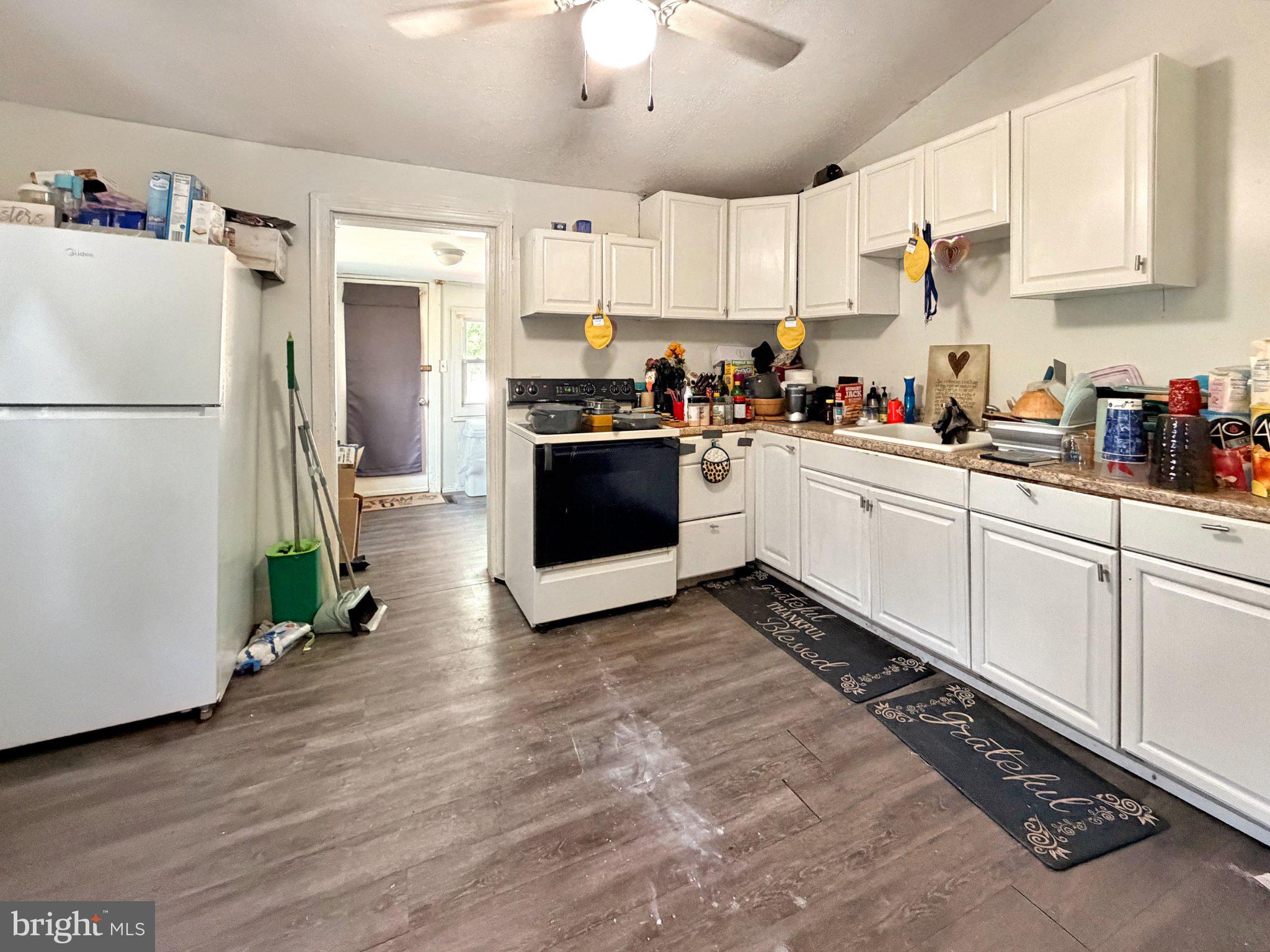 11 MULFORD AVENUE 13