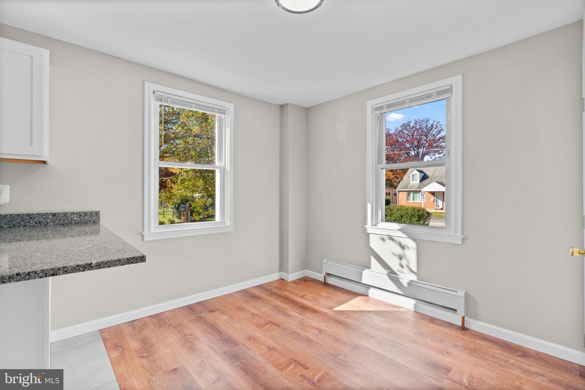 HILLENDALE PARK - Residential