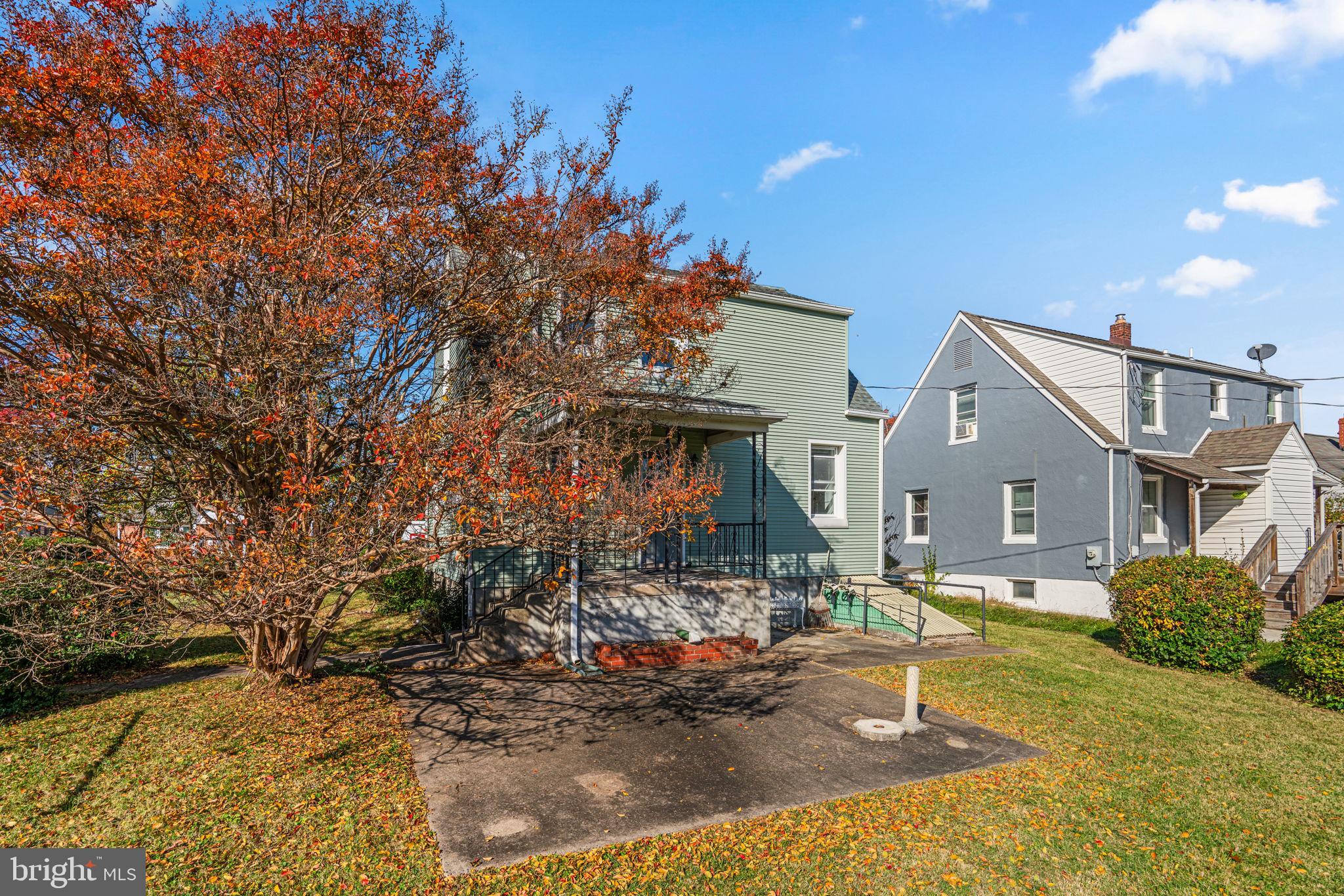 HILLENDALE PARK - Residential