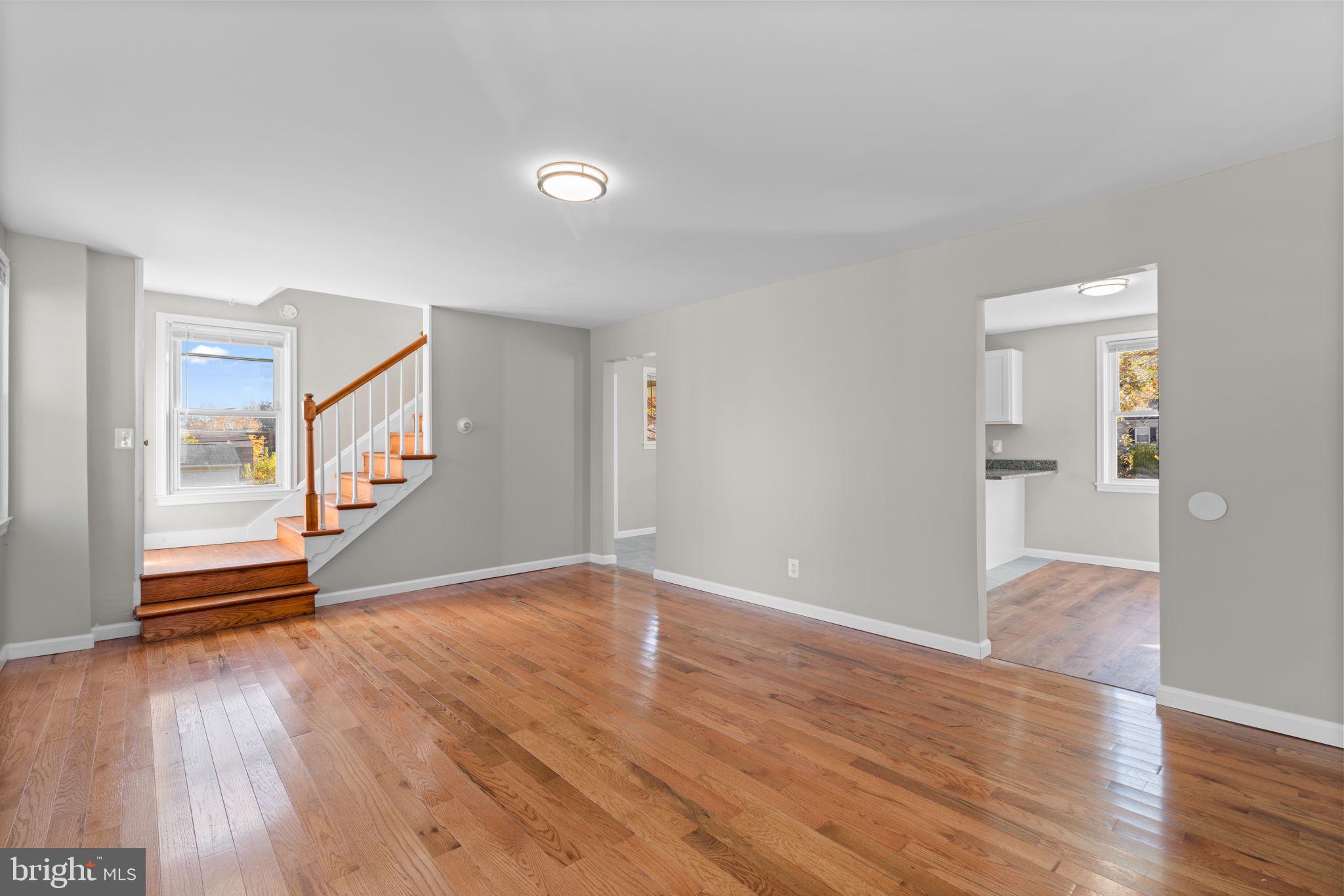 HILLENDALE PARK - Residential