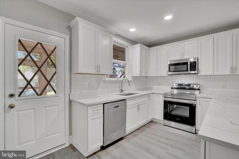 Tiny photo for 704 Madison Avenue, YORK, PA 17404 (MLS # PAYK2102828)