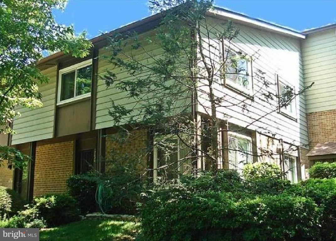 GERMANTOWN PARK - Residential Lease