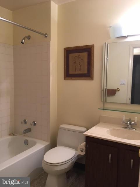 GERMANTOWN PARK - Residential Lease