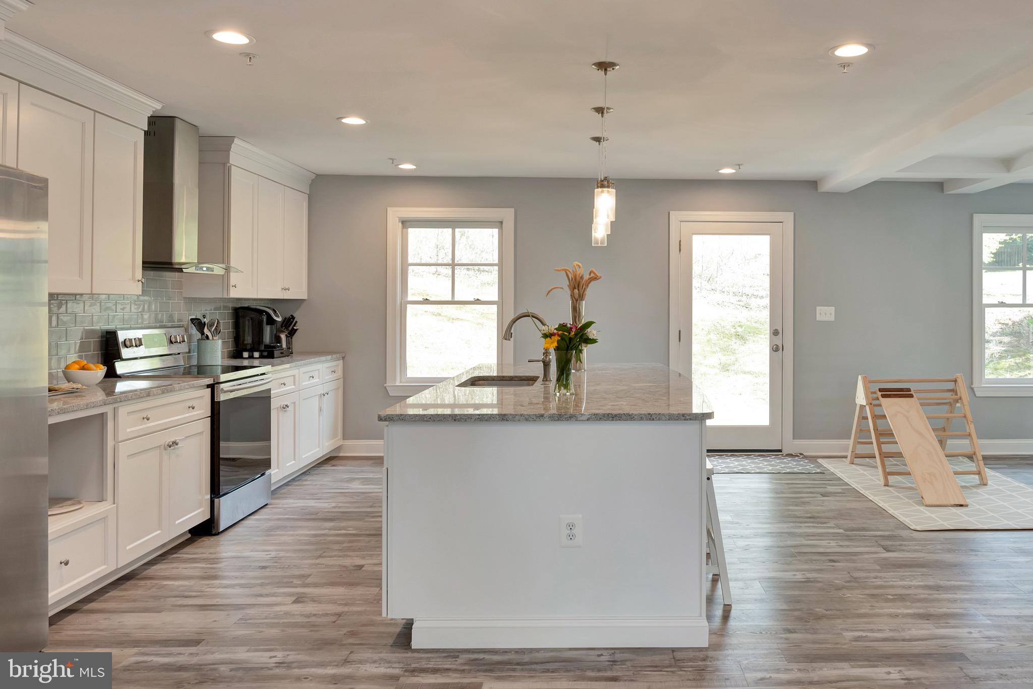 CHURCH KNOLLS - Residential