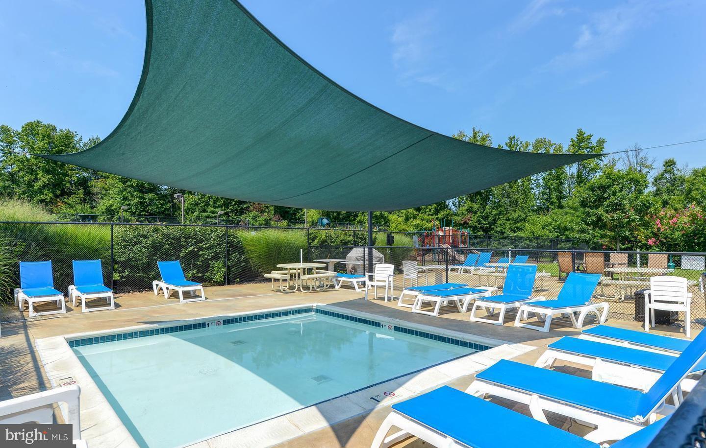 PATRIOTS GLEN - Residential