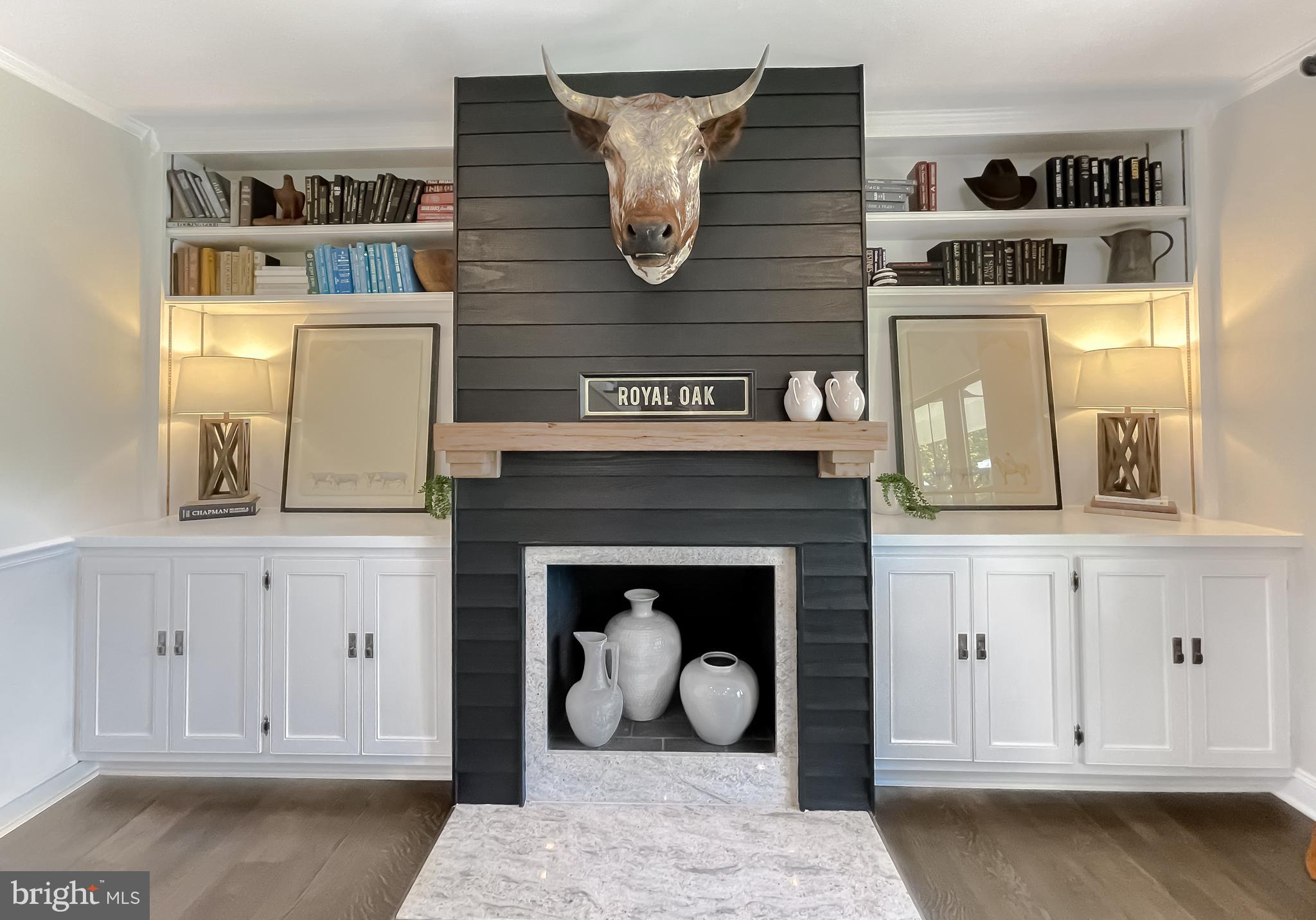 ROYAL OAK - Residential