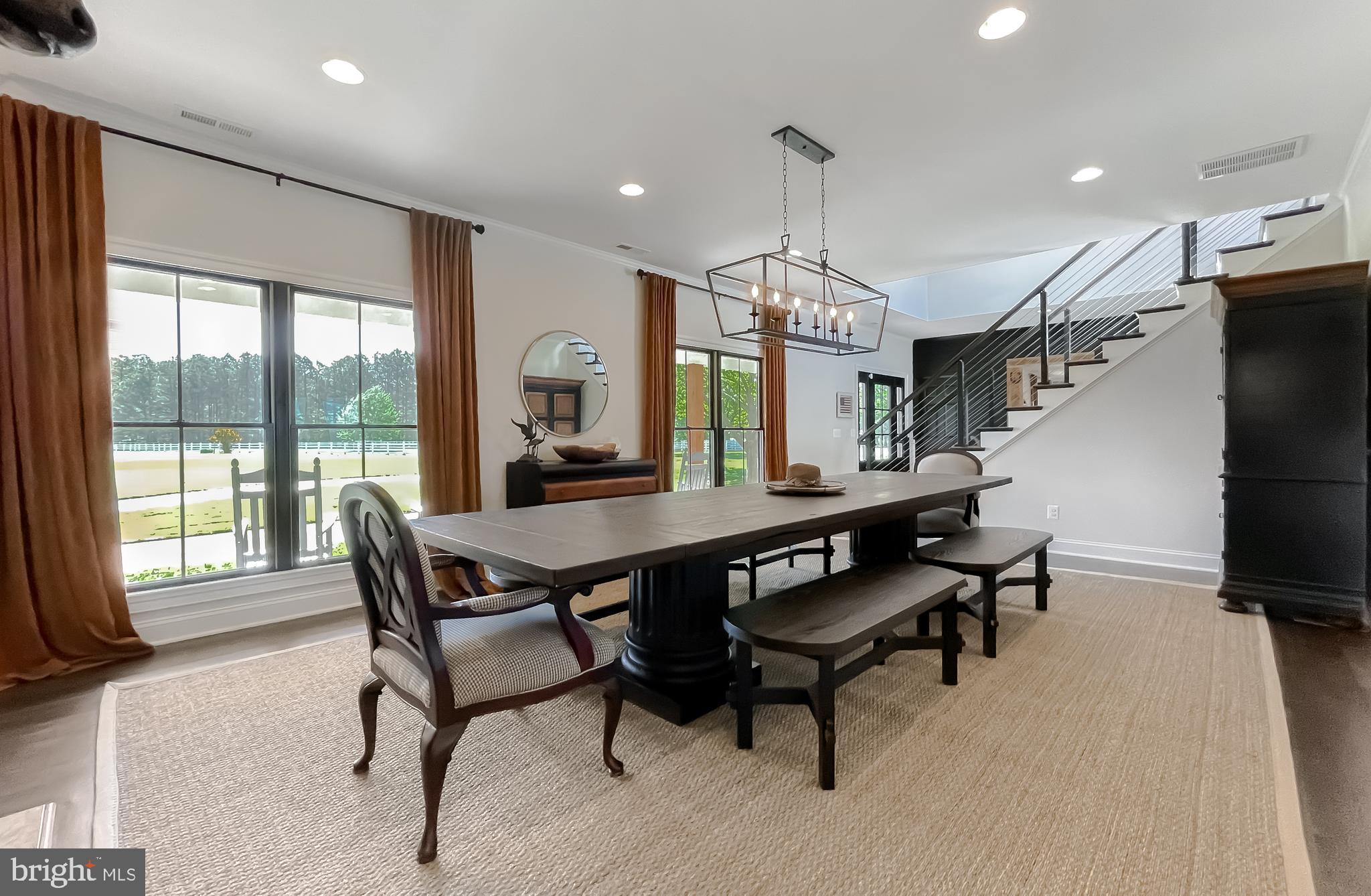 ROYAL OAK - Residential