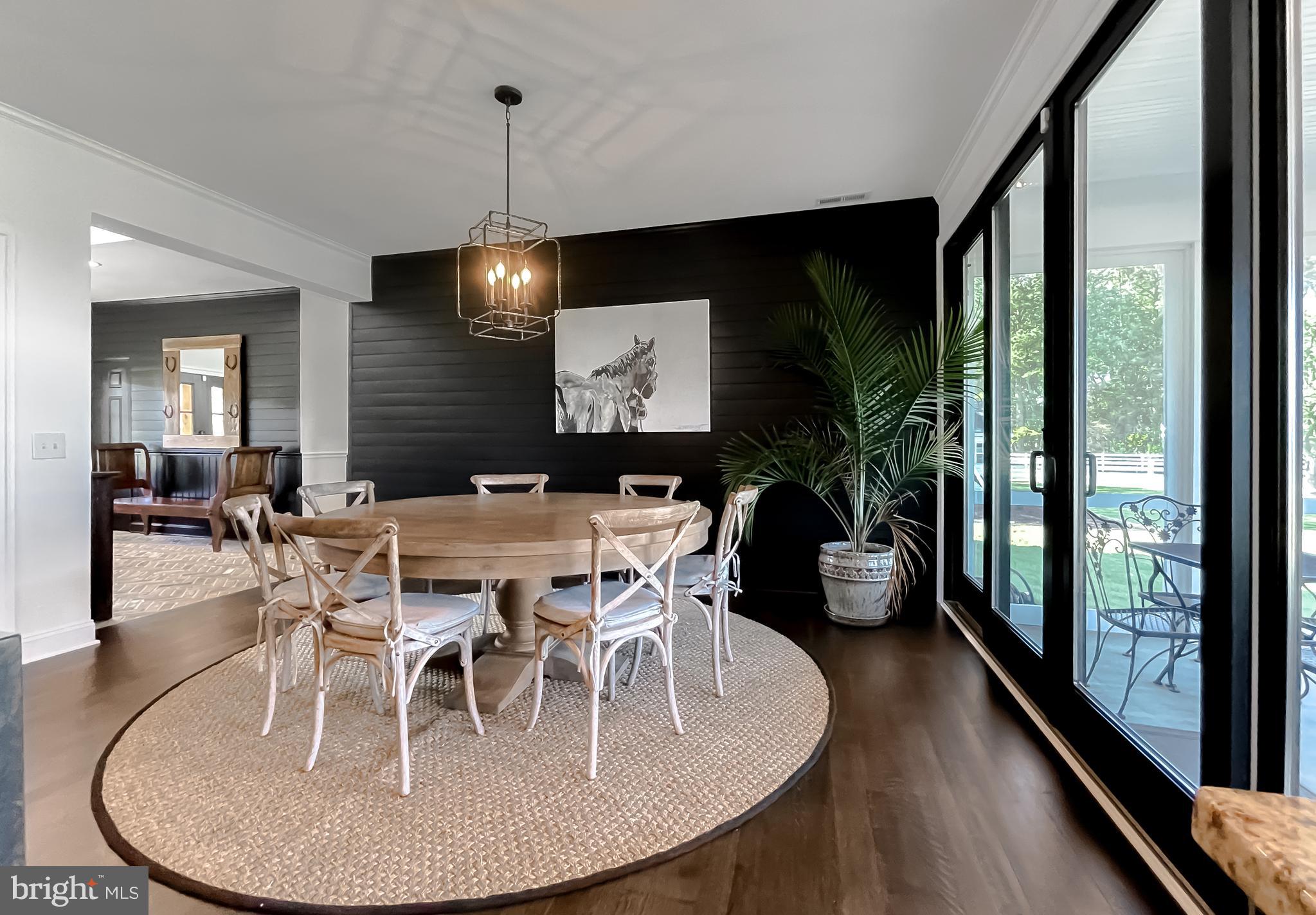 ROYAL OAK - Residential