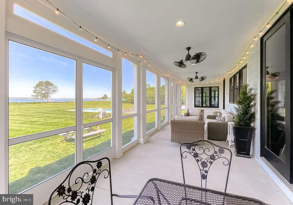 ROYAL OAK - Residential