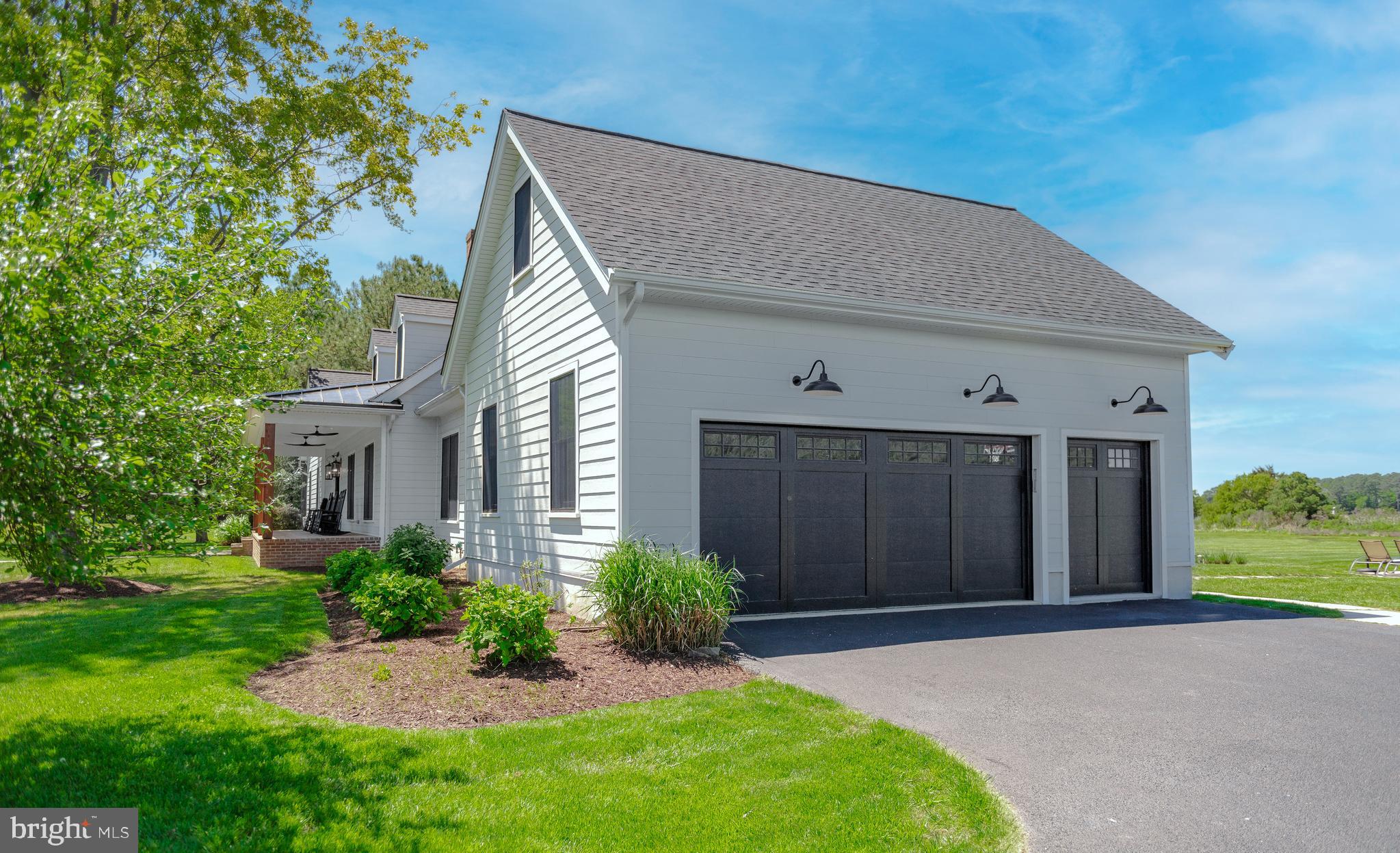 ROYAL OAK - Residential