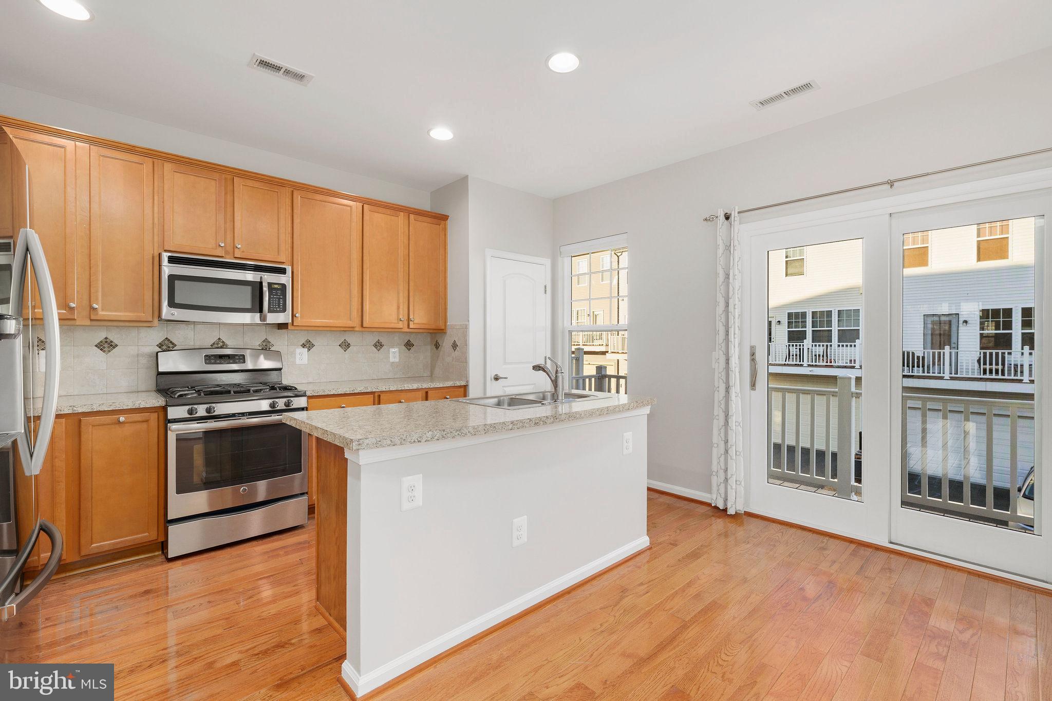 EAST GATE ONE - Residential Lease