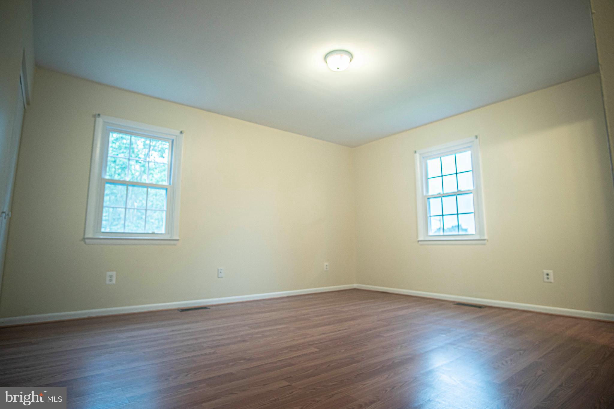 BROOKFIELD - Residential Lease