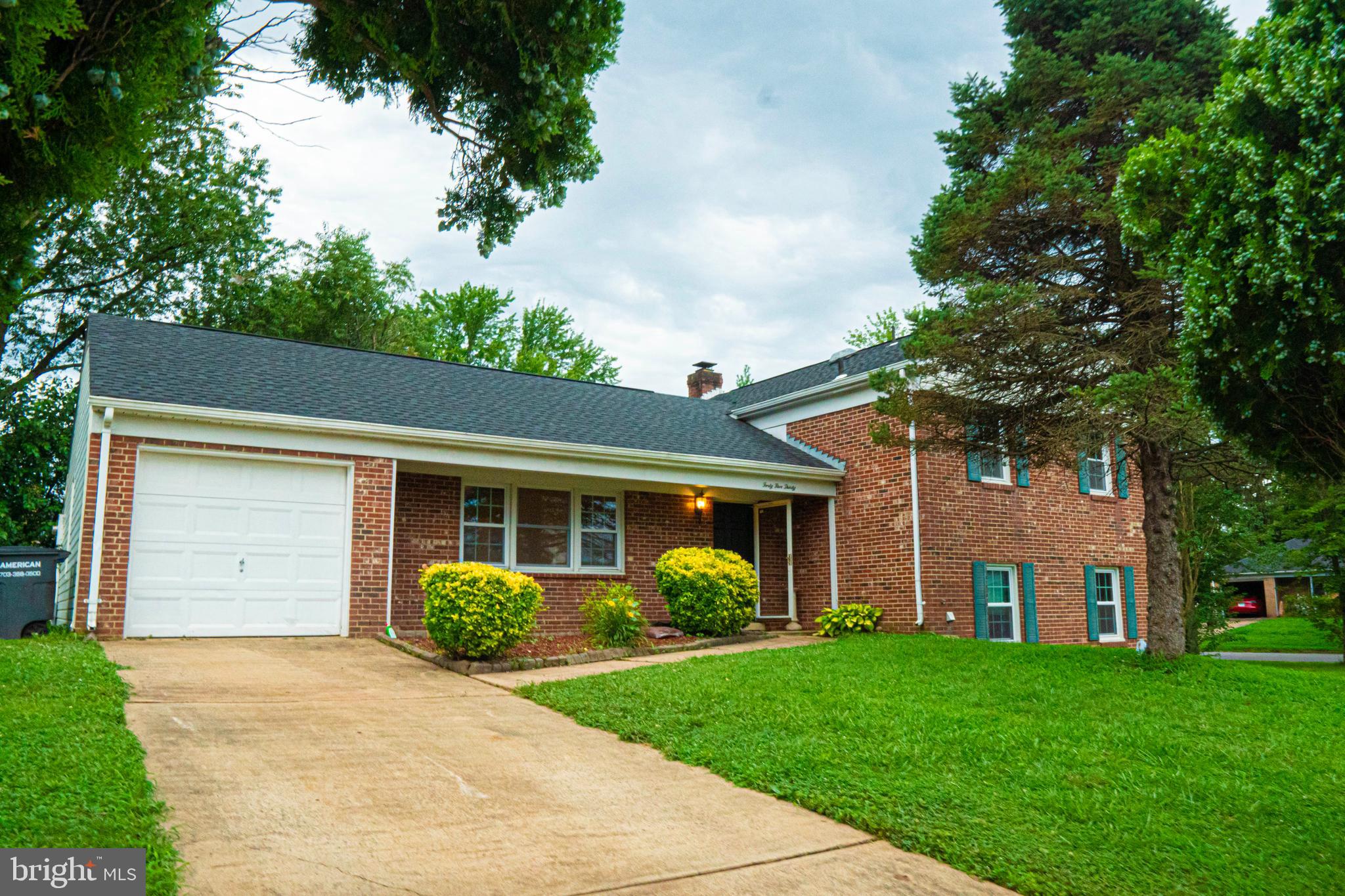 BROOKFIELD - Residential Lease