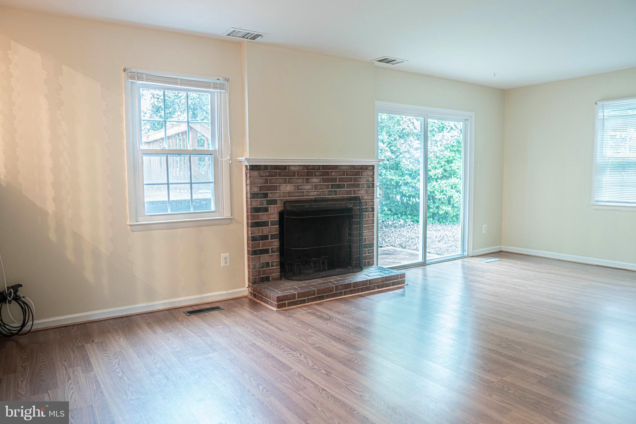 BROOKFIELD - Residential Lease