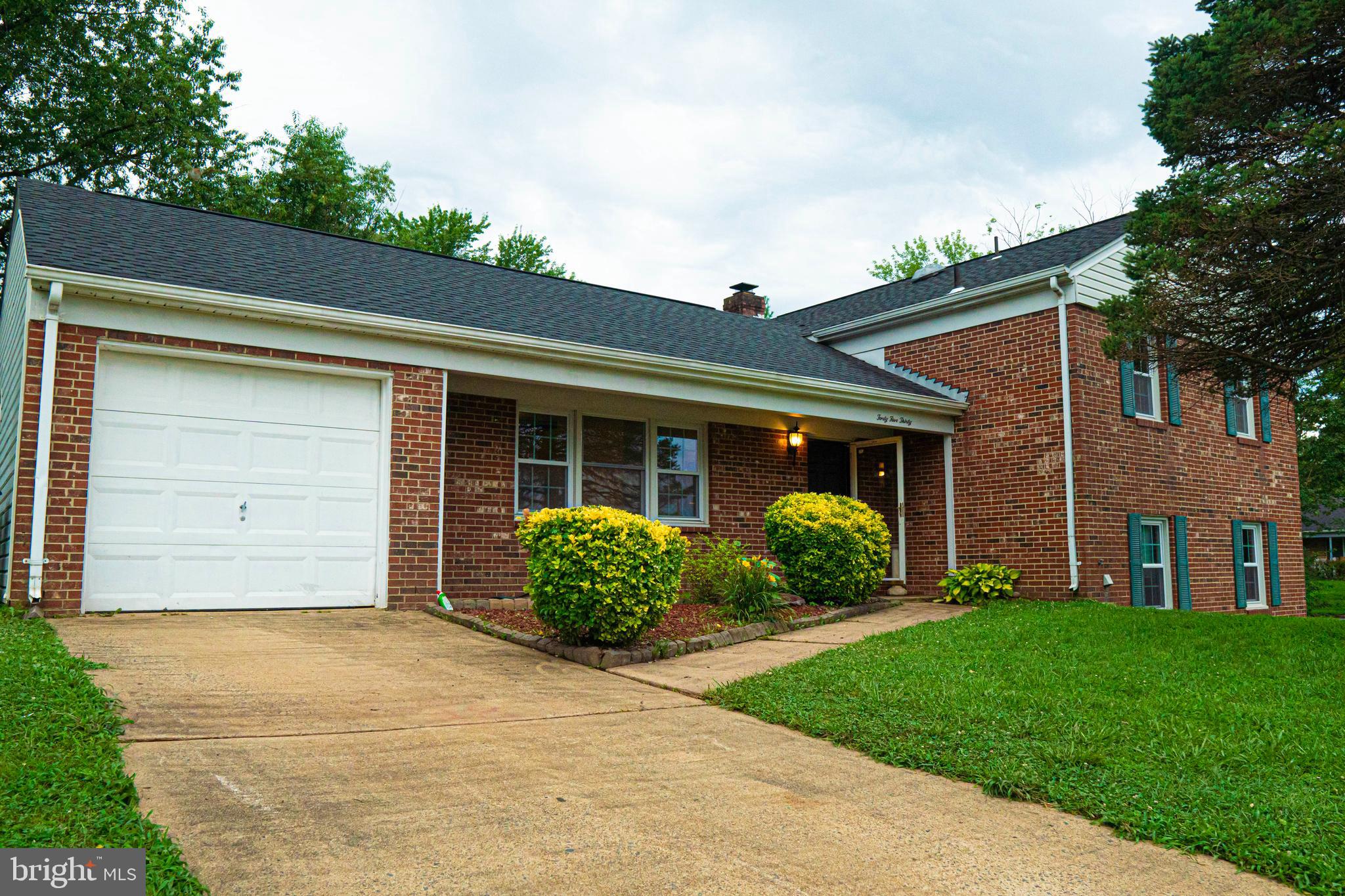 BROOKFIELD - Residential Lease