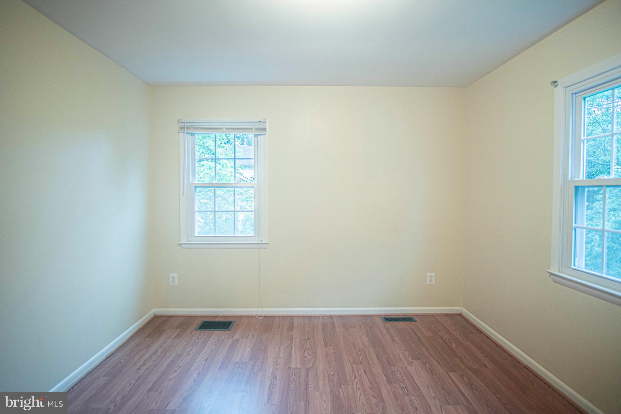 BROOKFIELD - Residential Lease