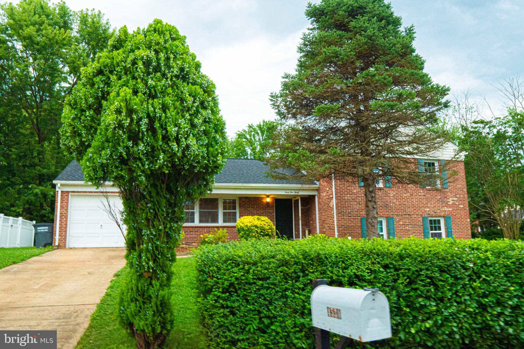 BROOKFIELD - Residential Lease