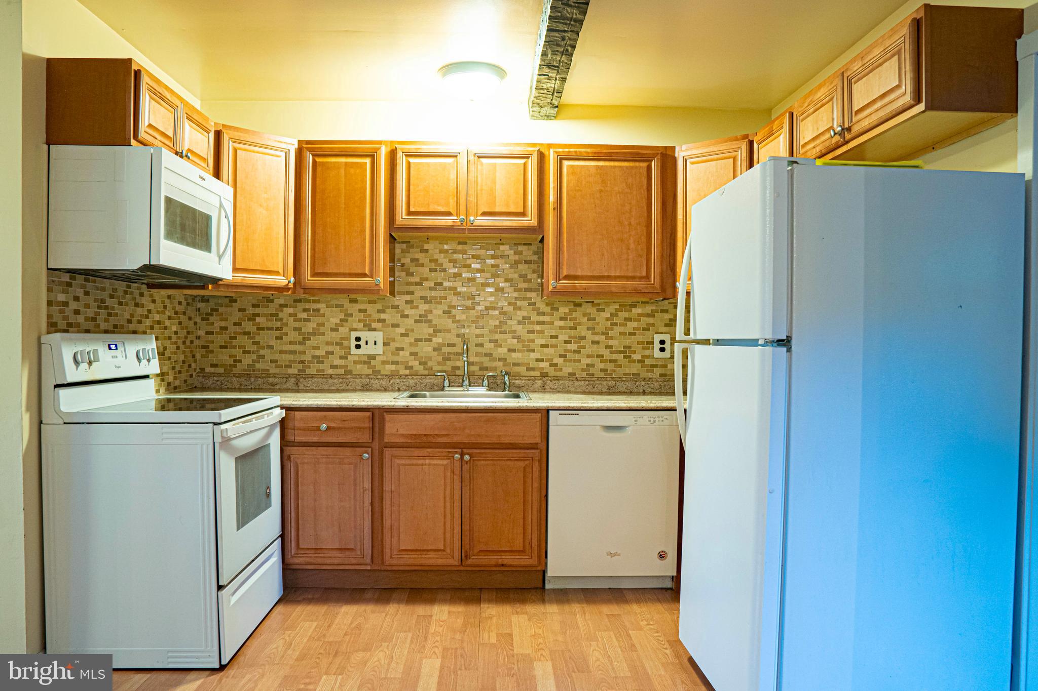 BROOKFIELD - Residential Lease