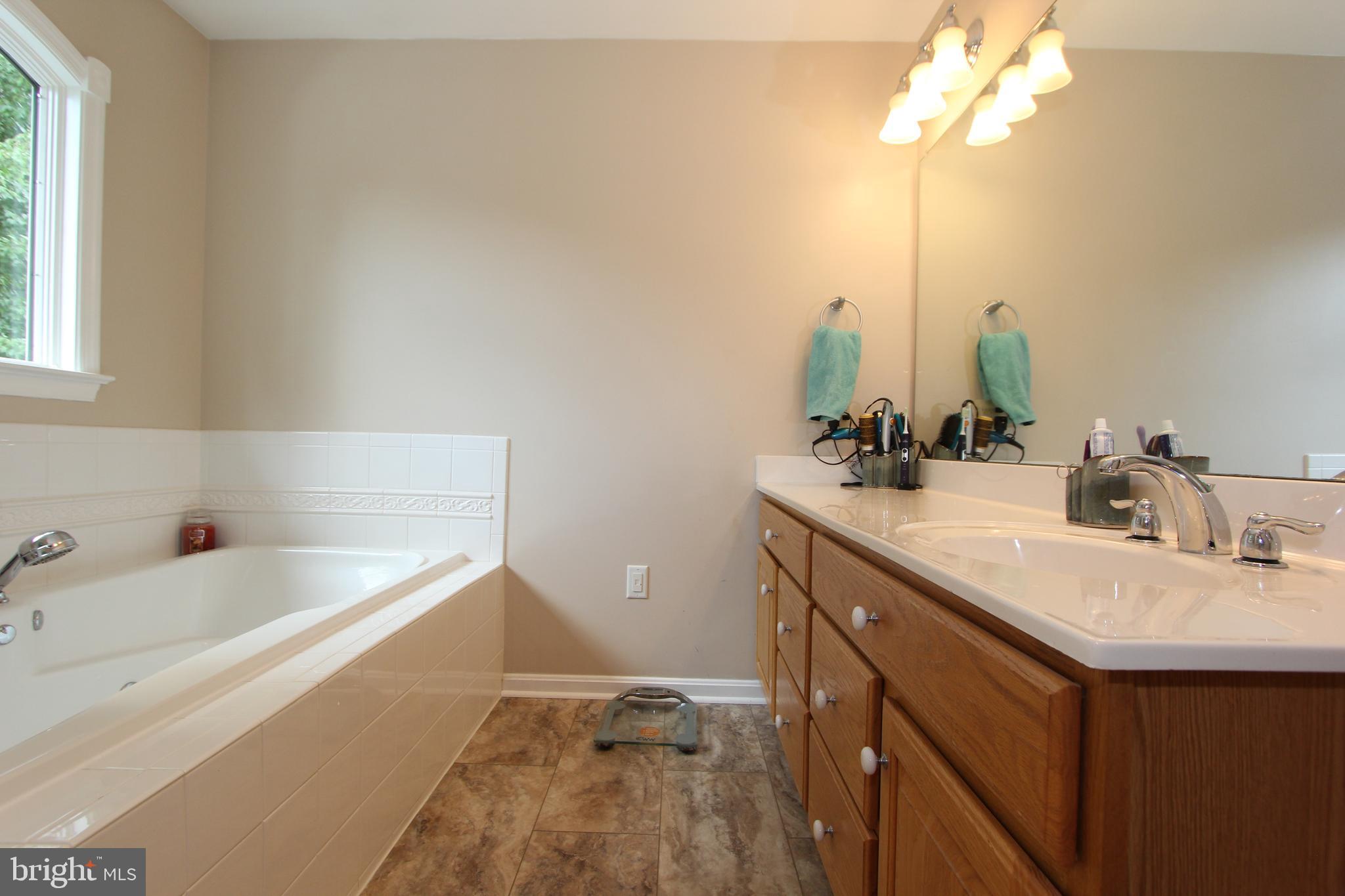 CLOVER HILL III - Residential