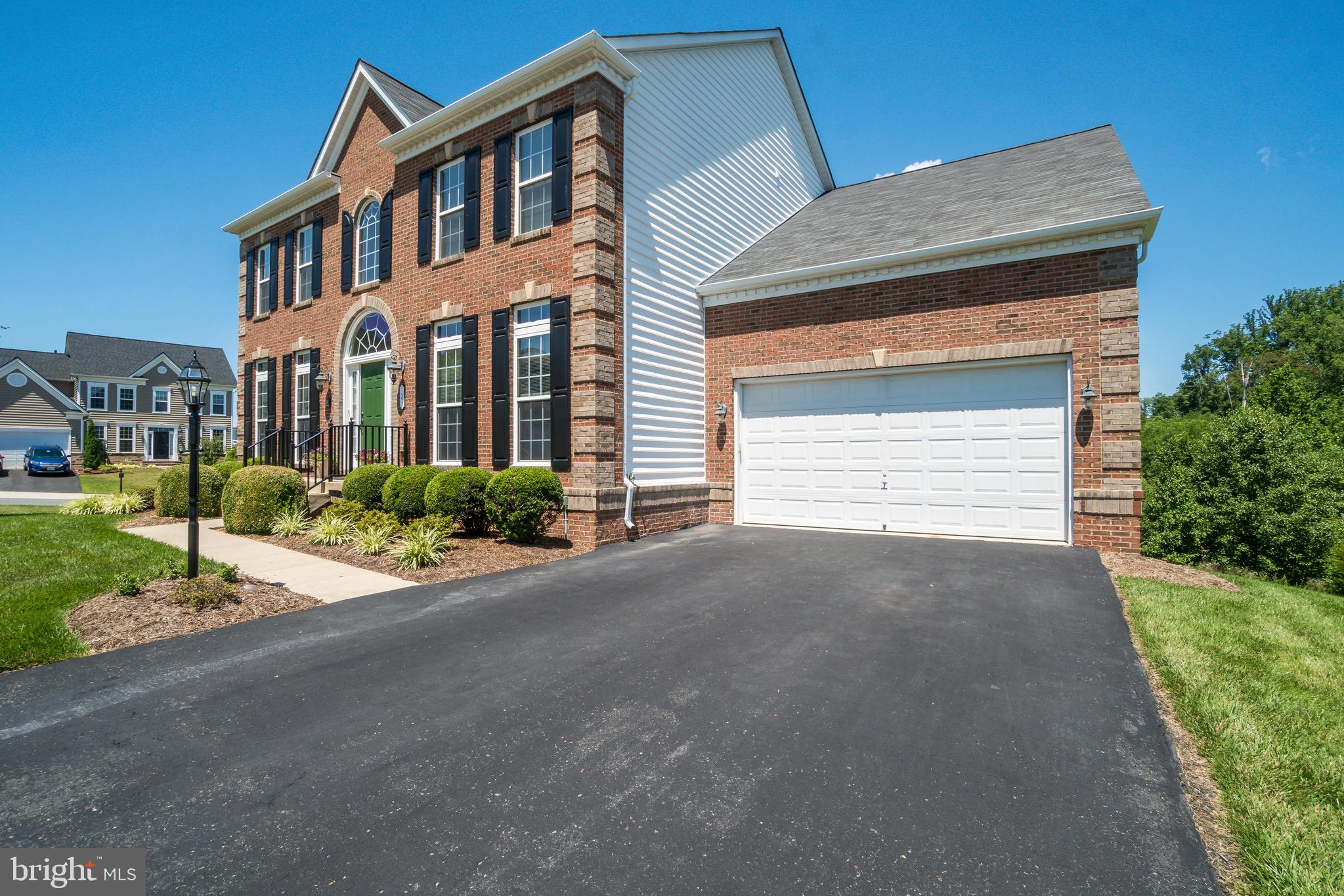 HILLS OF AQUIA - Residential