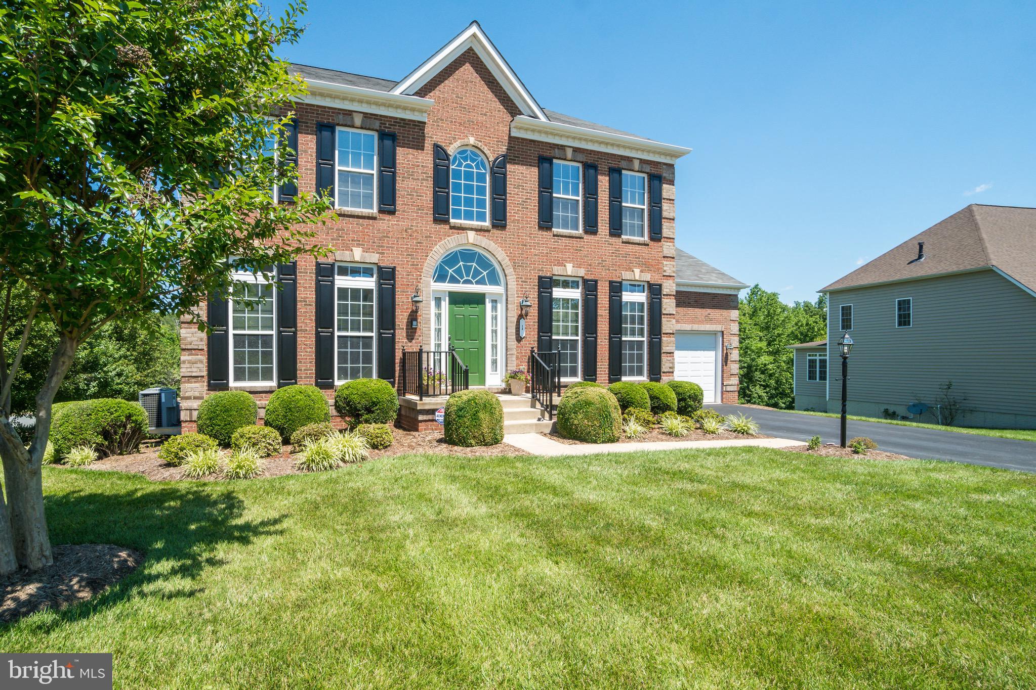 HILLS OF AQUIA - Residential