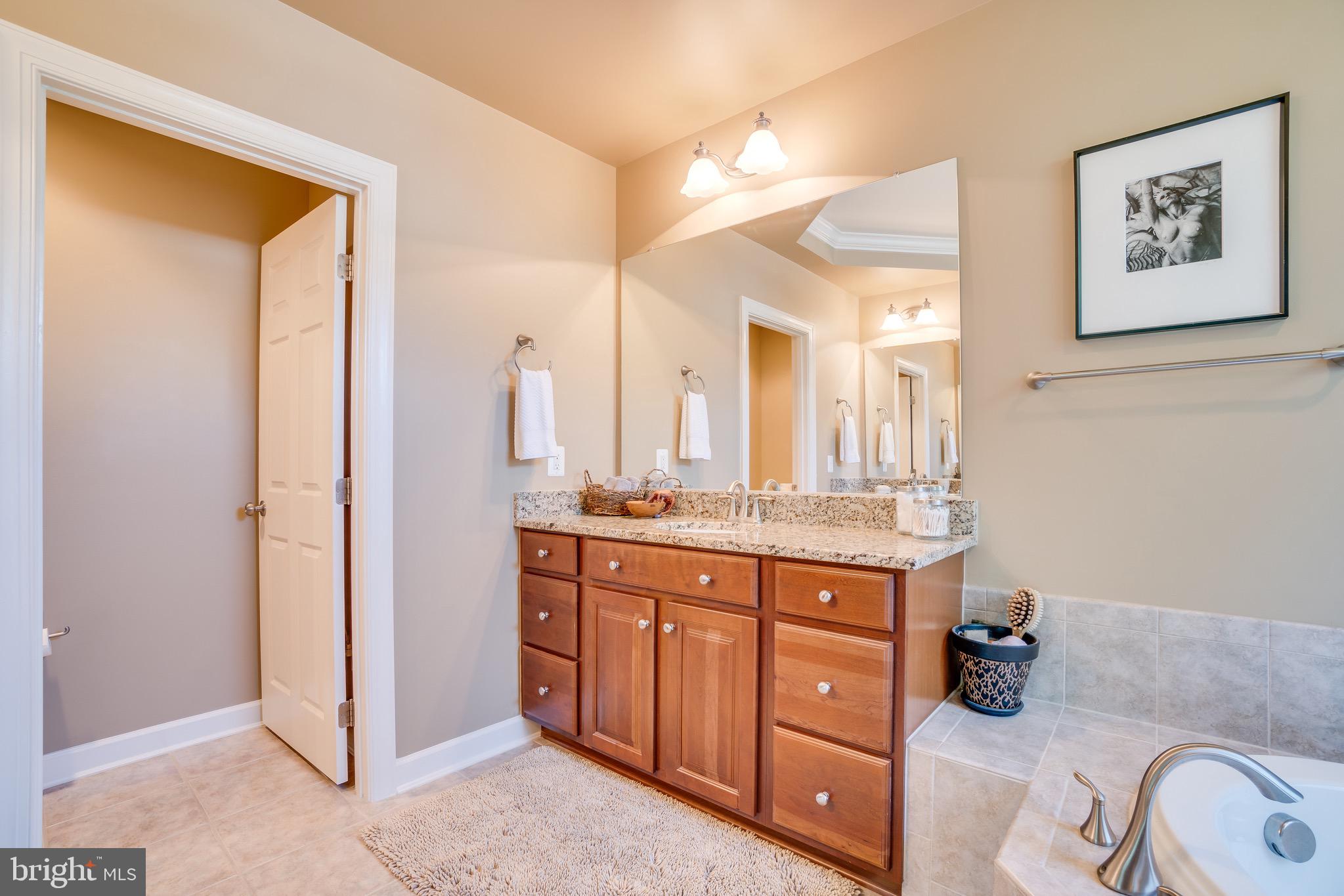 HILLS OF AQUIA - Residential