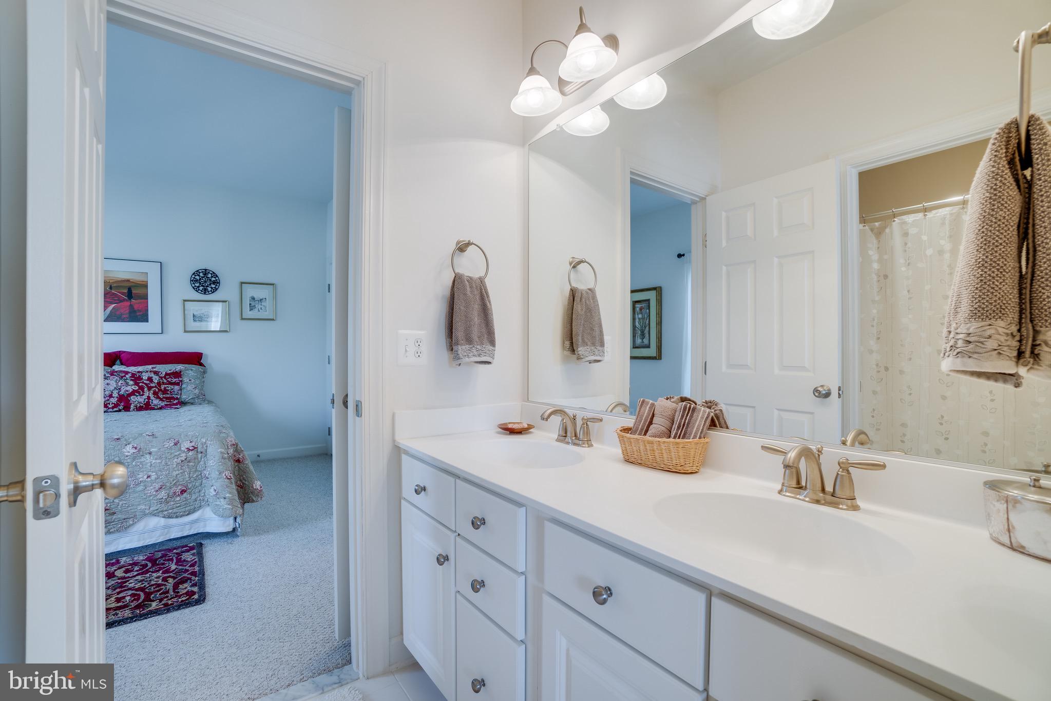 HILLS OF AQUIA - Residential