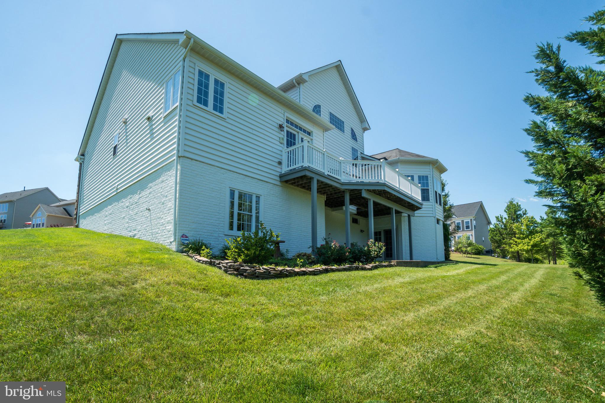 HILLS OF AQUIA - Residential