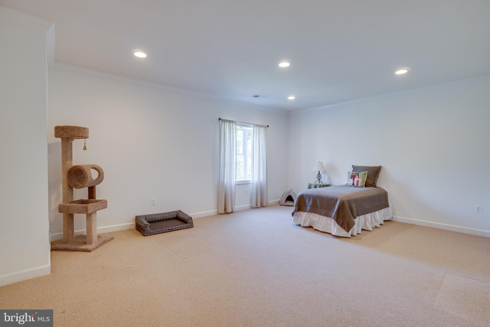 HILLS OF AQUIA - Residential