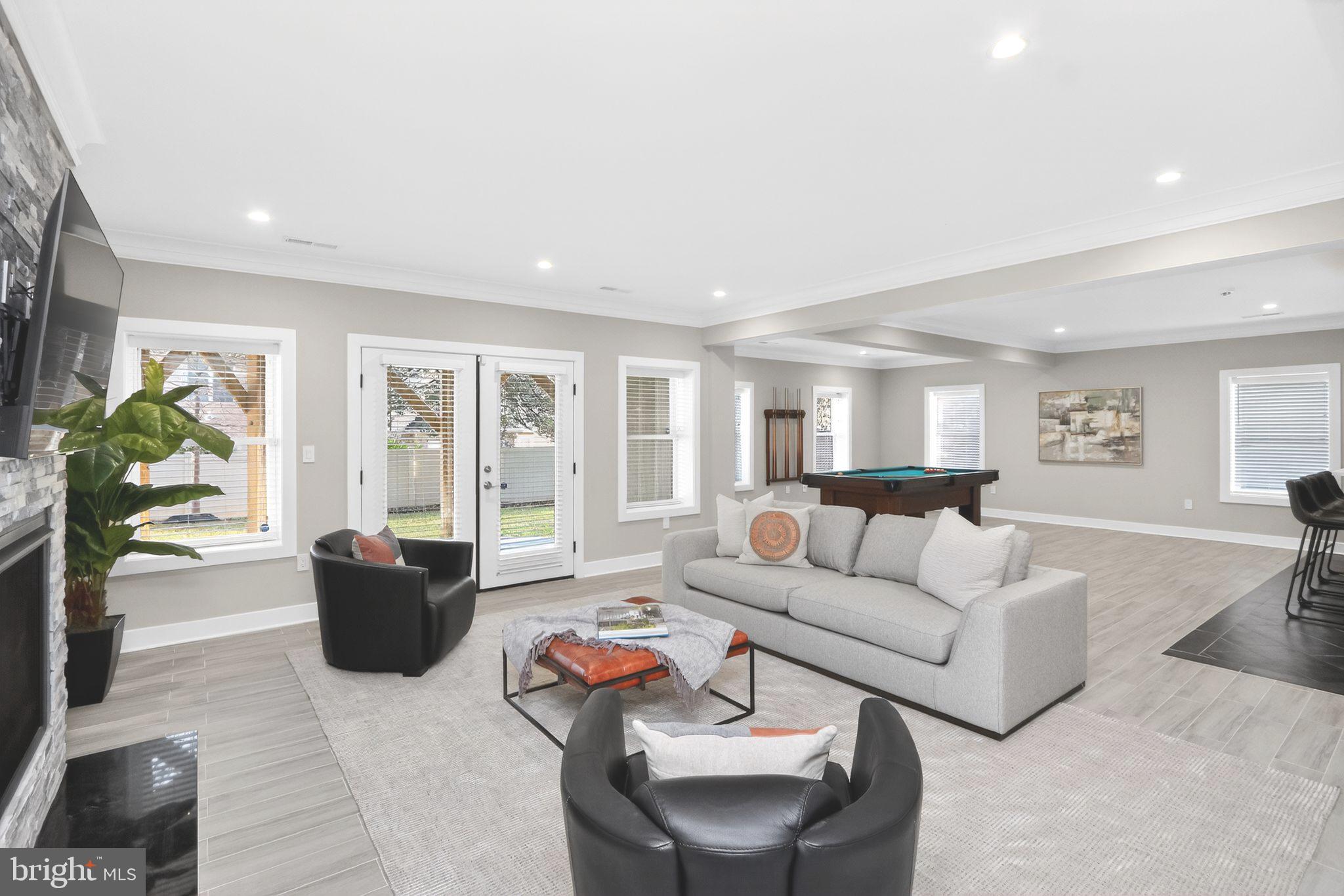 CHESTERBROOK GARDENS - Residential